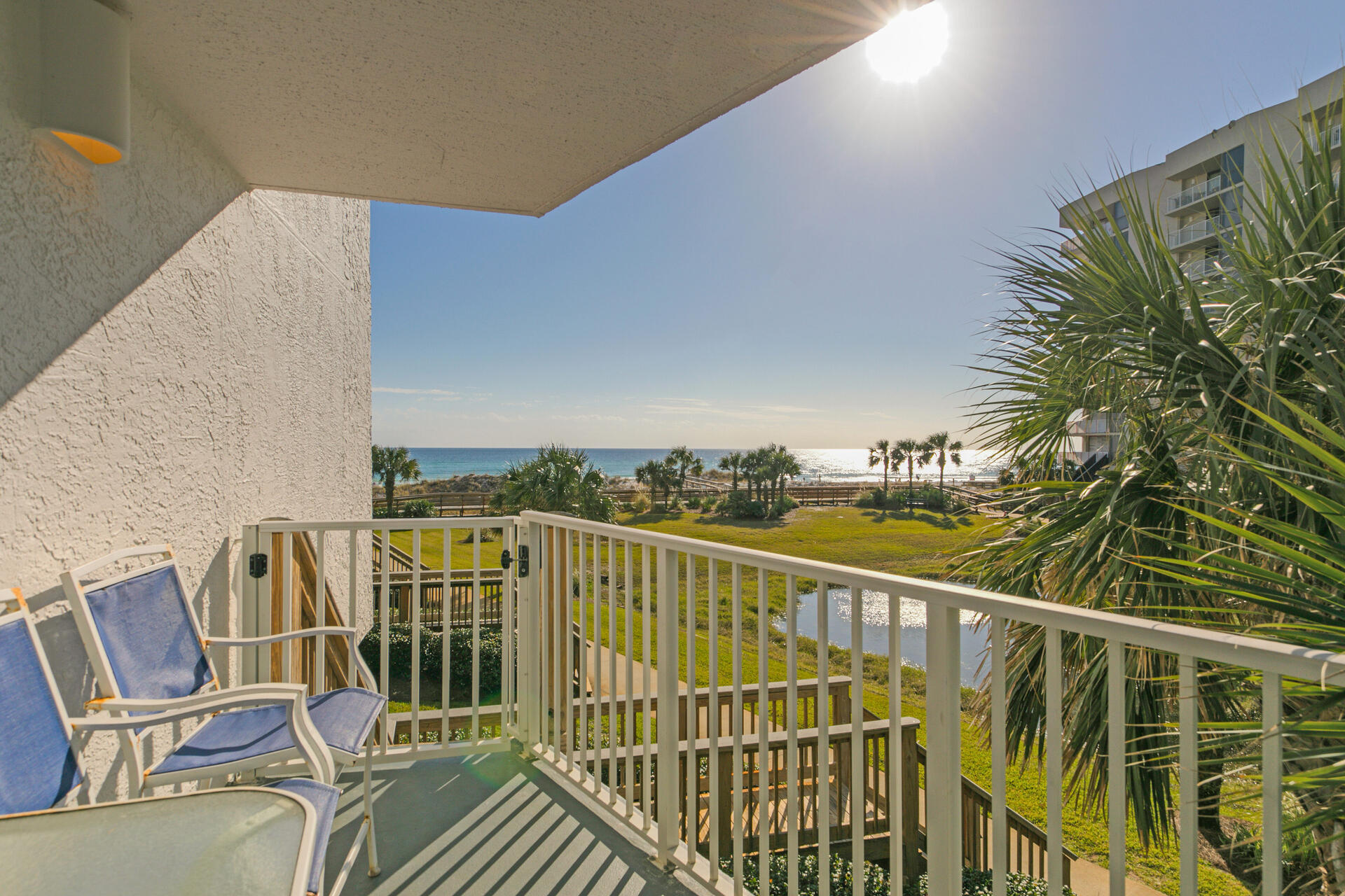 MAINSAIL CONDO PH 1 - Residential