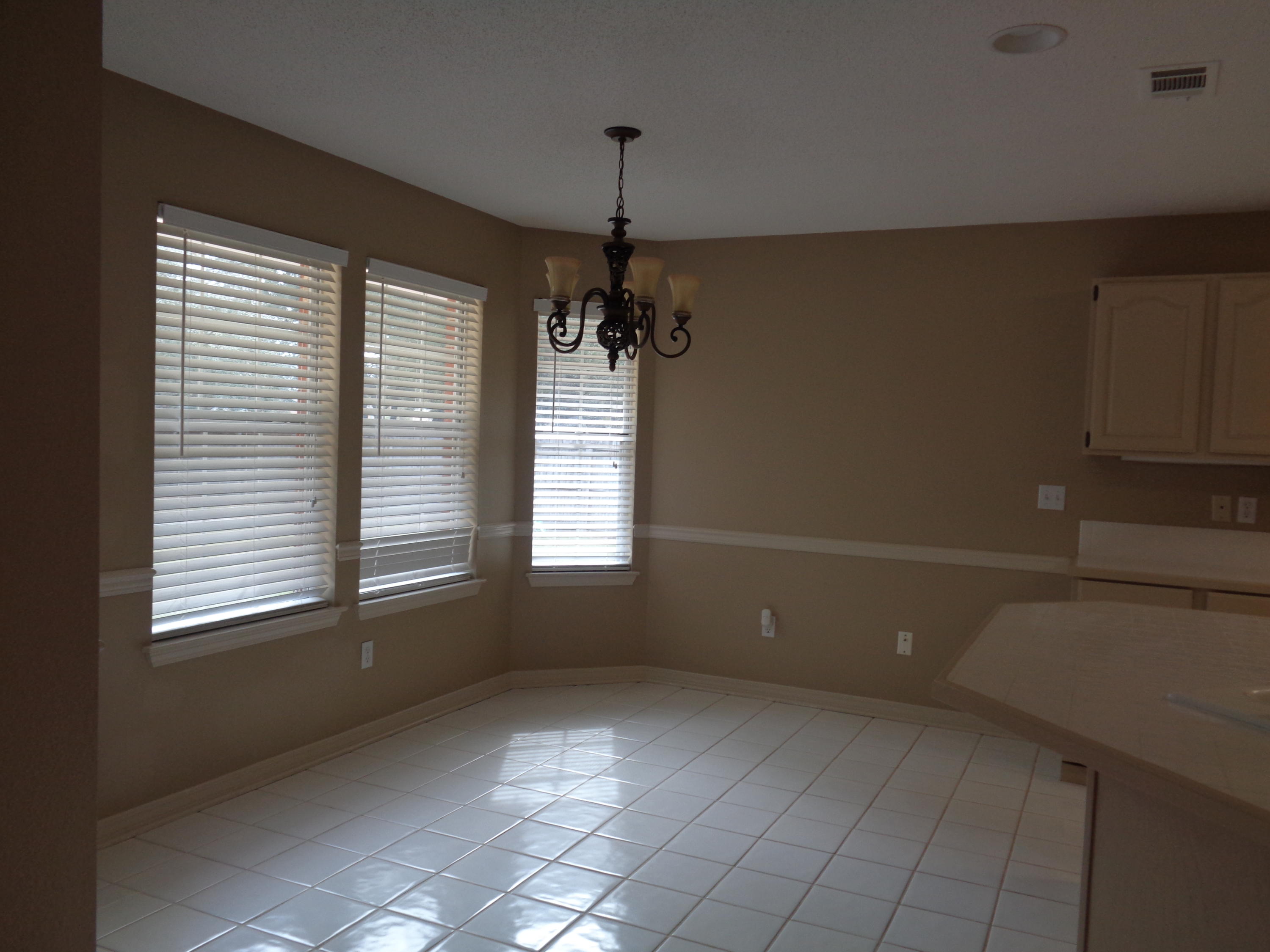PARKWOOD ESTATES PH 1 BLUEWATER BAY - Residential Lease