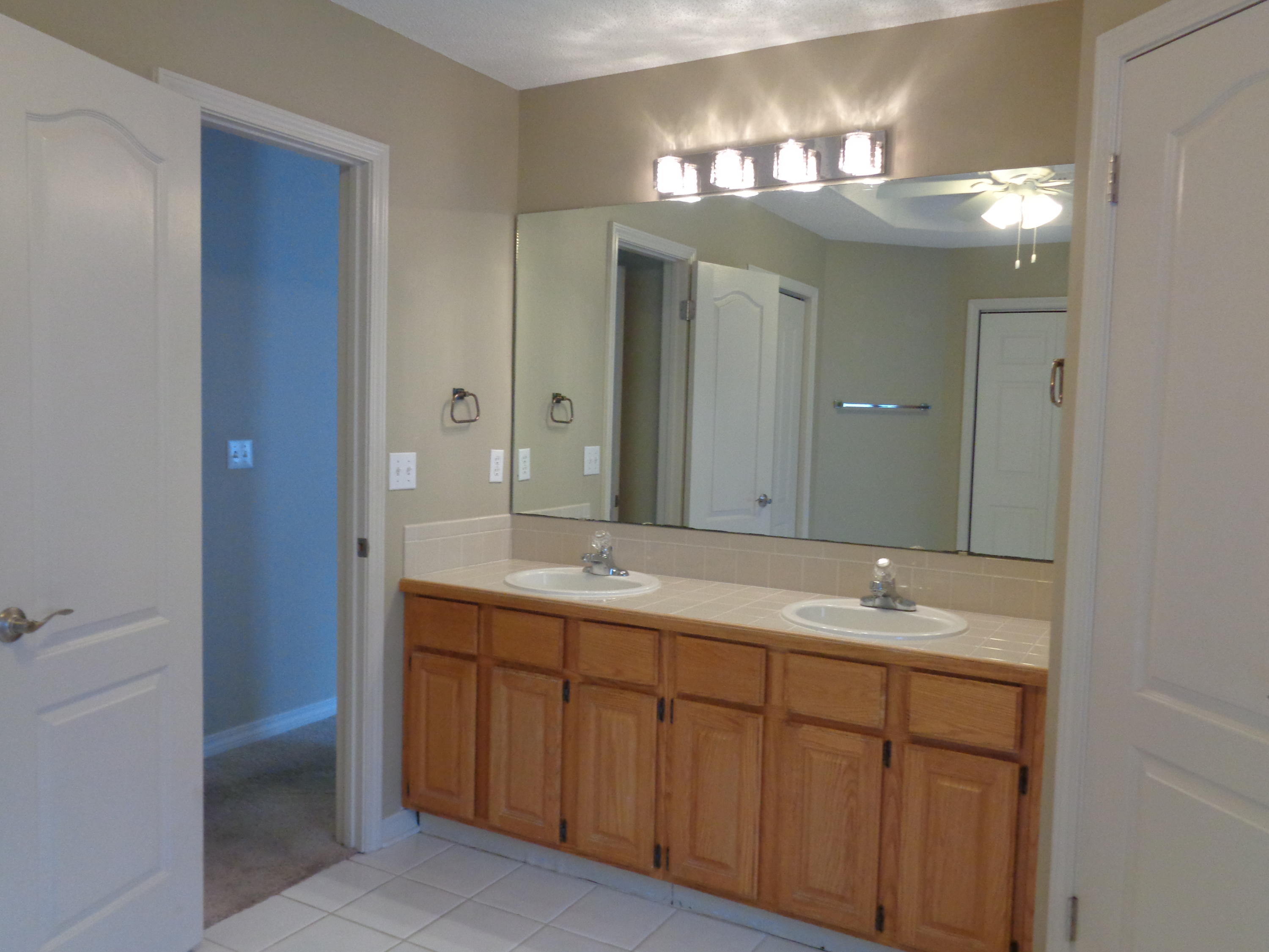 PARKWOOD ESTATES PH 1 BLUEWATER BAY - Residential Lease