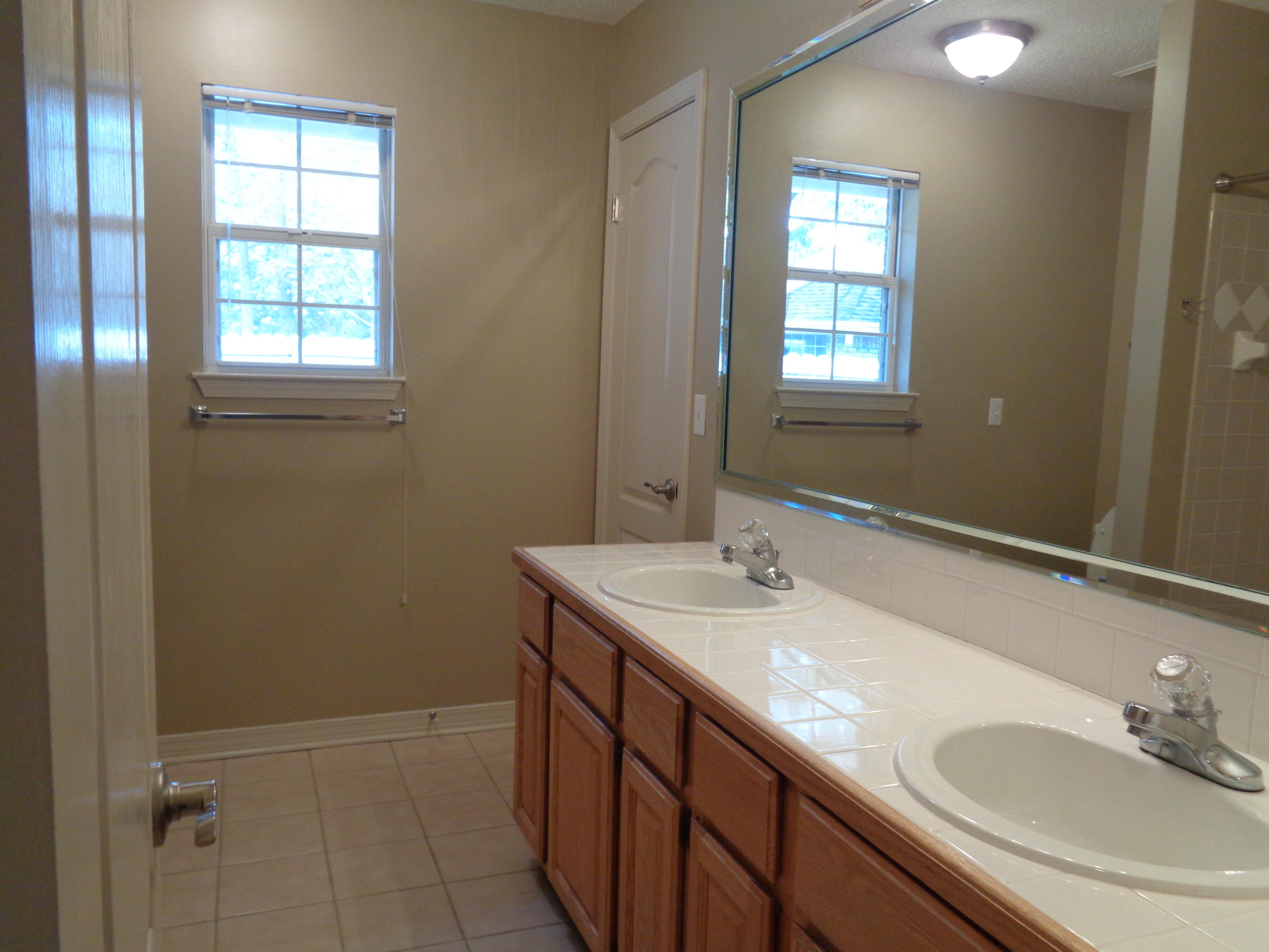 PARKWOOD ESTATES PH 1 BLUEWATER BAY - Residential Lease