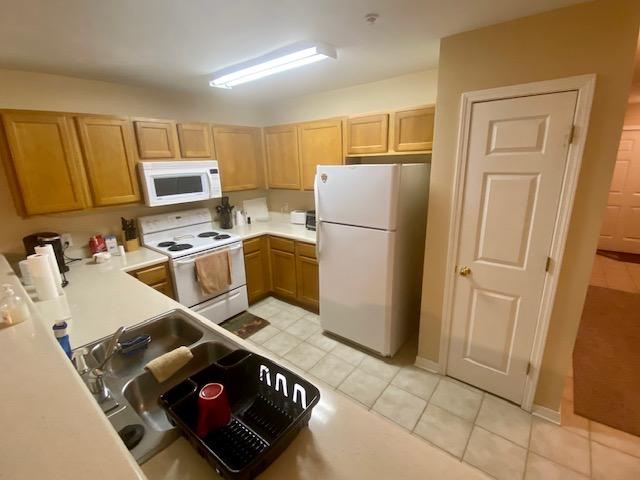 SHELL PARK CONDO - Residential Lease