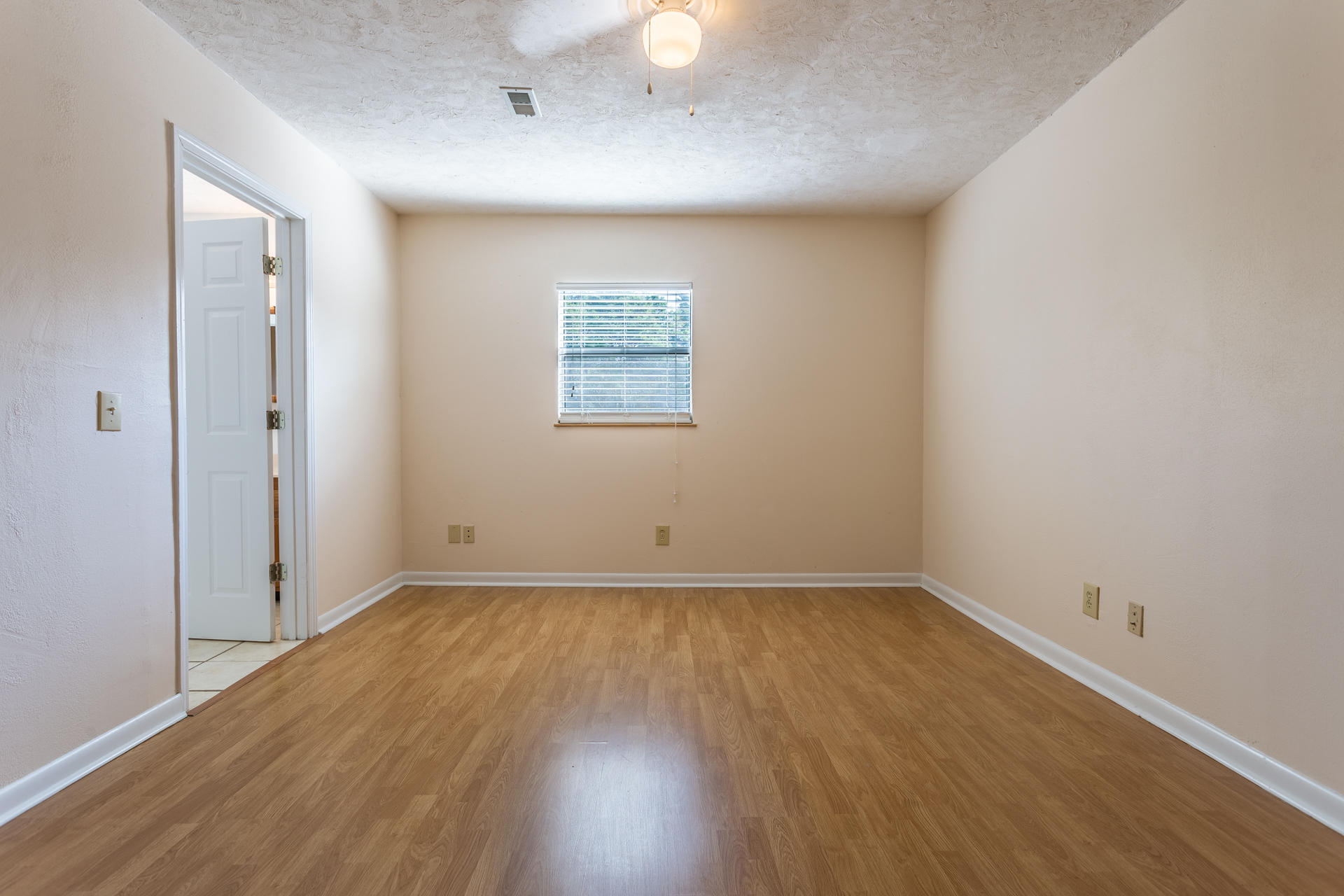 GRAYTON BEACH VILLAGE SQUARE - Residential Lease