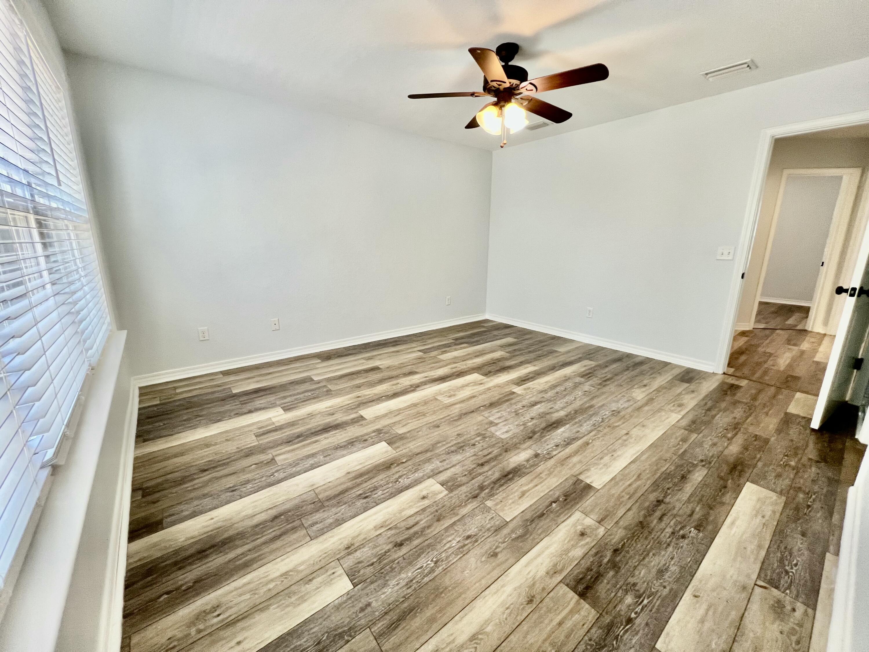 HUNTERS RIDGE - Residential