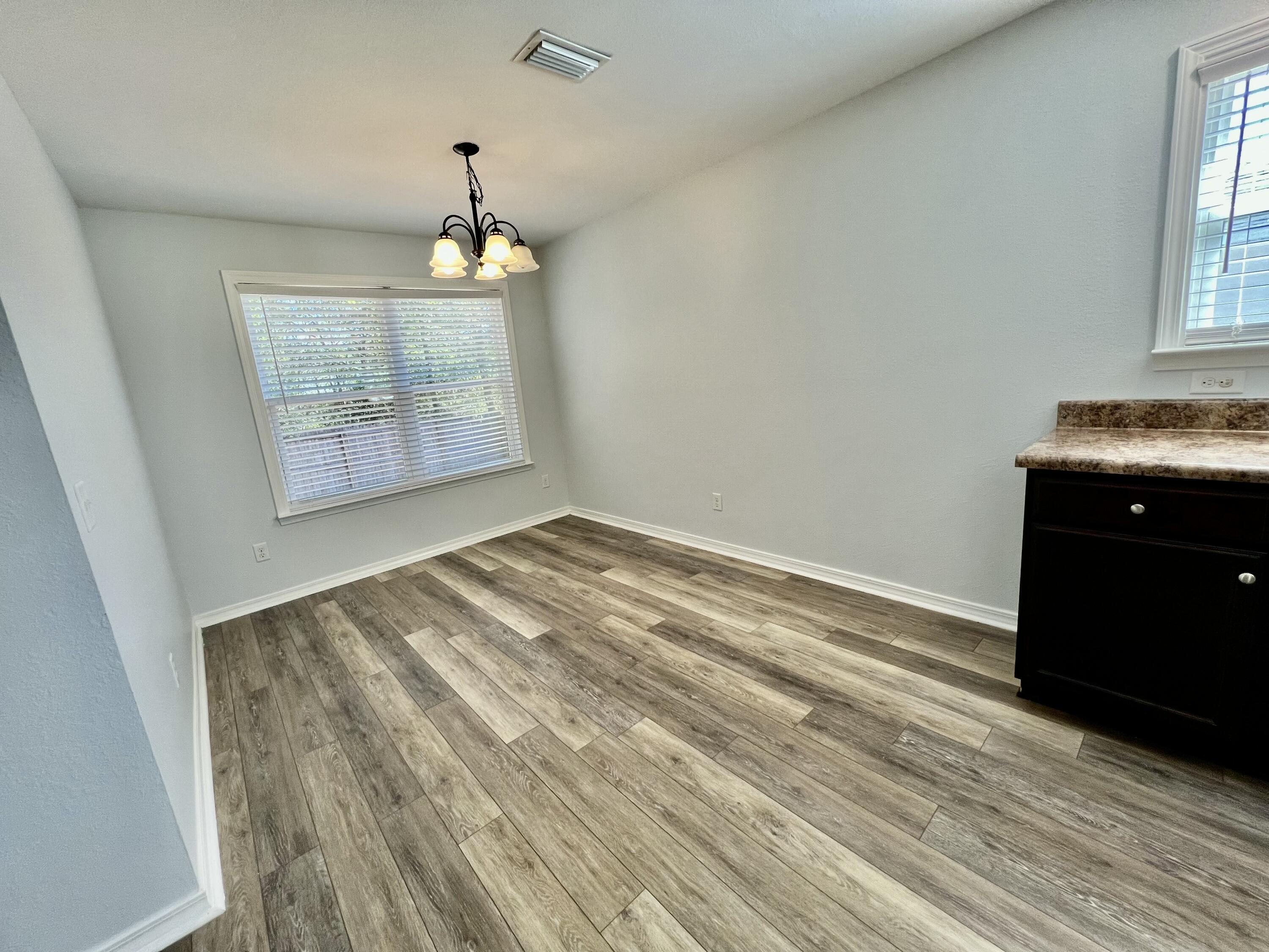HUNTERS RIDGE - Residential