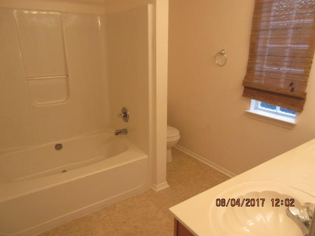 HUNTERS RUN S/D - Residential Lease