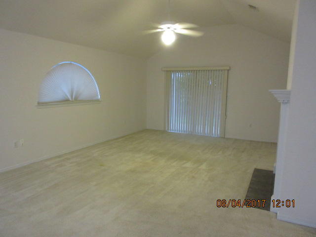 HUNTERS RUN S/D - Residential Lease