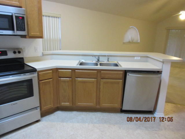 HUNTERS RUN S/D - Residential Lease