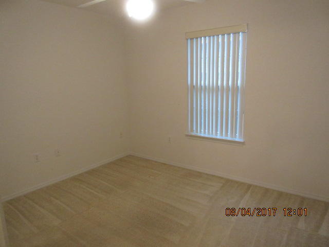 HUNTERS RUN S/D - Residential Lease