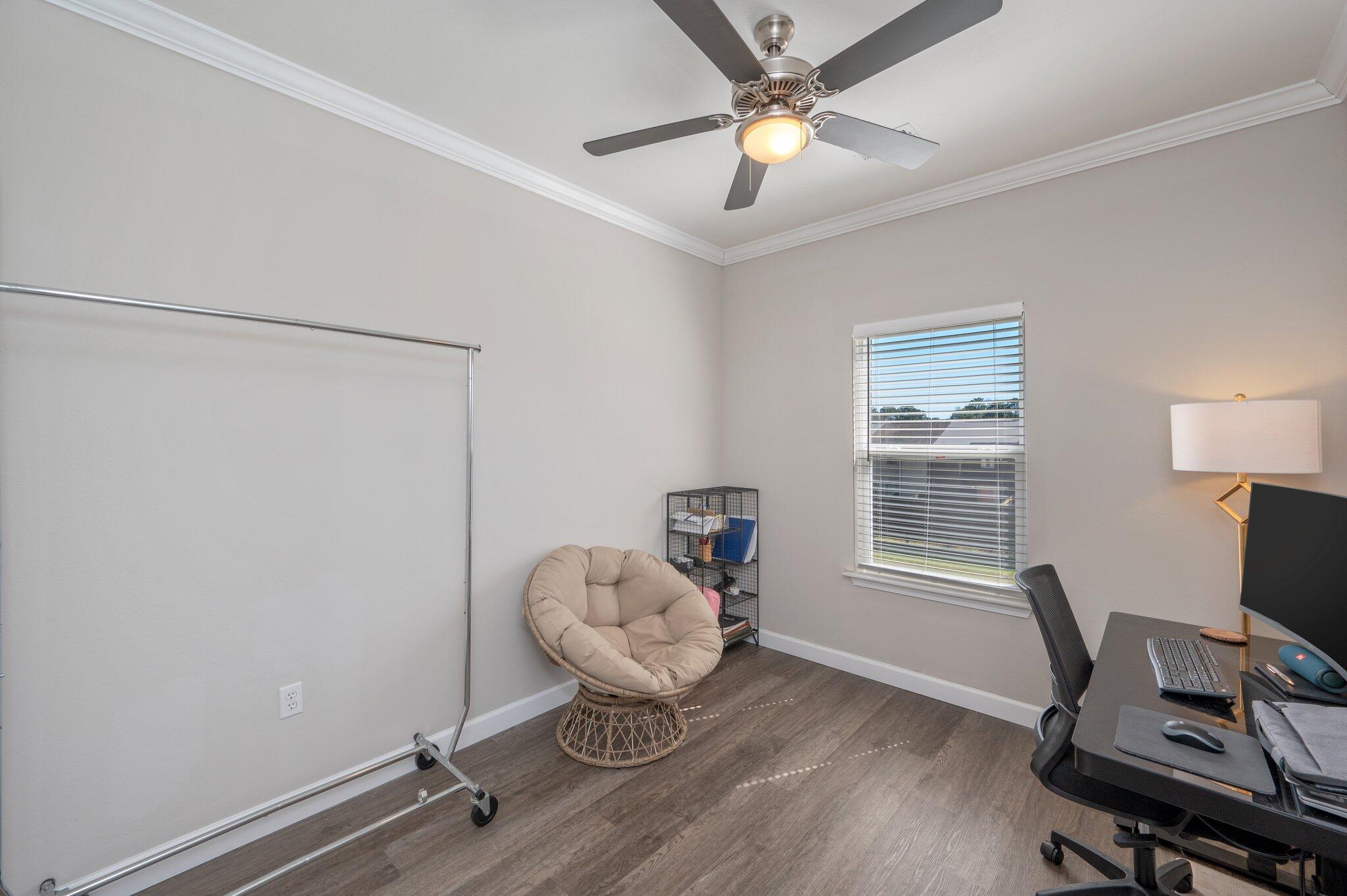 stable lanes - Residential Lease