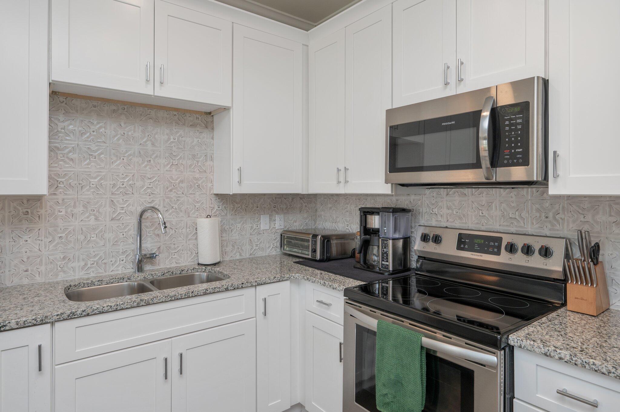 stable lanes - Residential Lease
