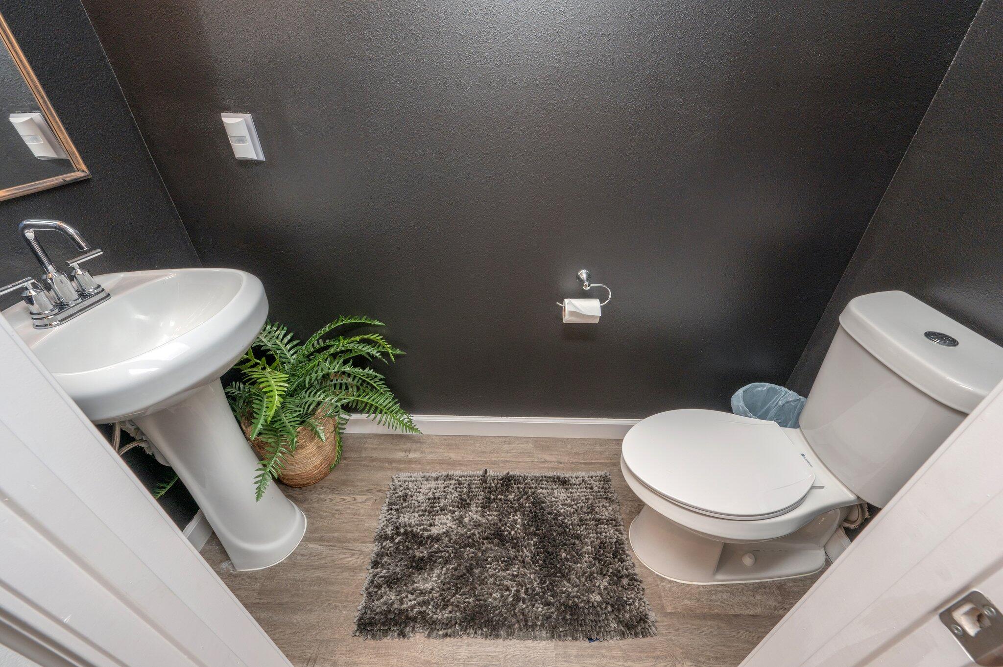 stable lanes - Residential Lease