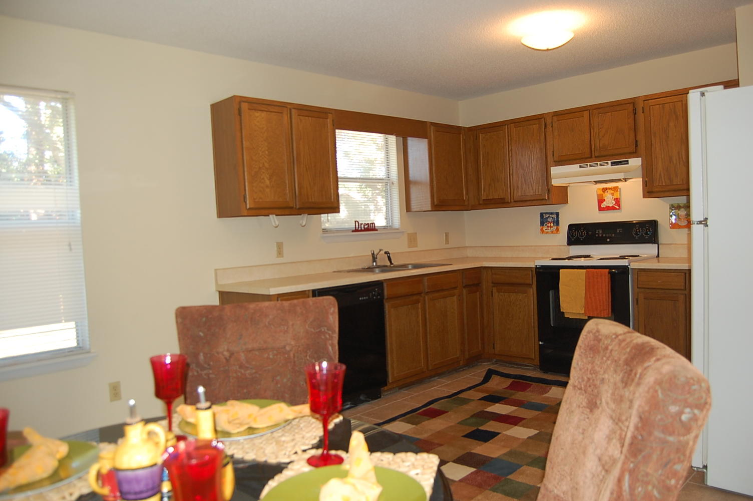 SQUIRREL HAVEN UNREC - Residential Lease