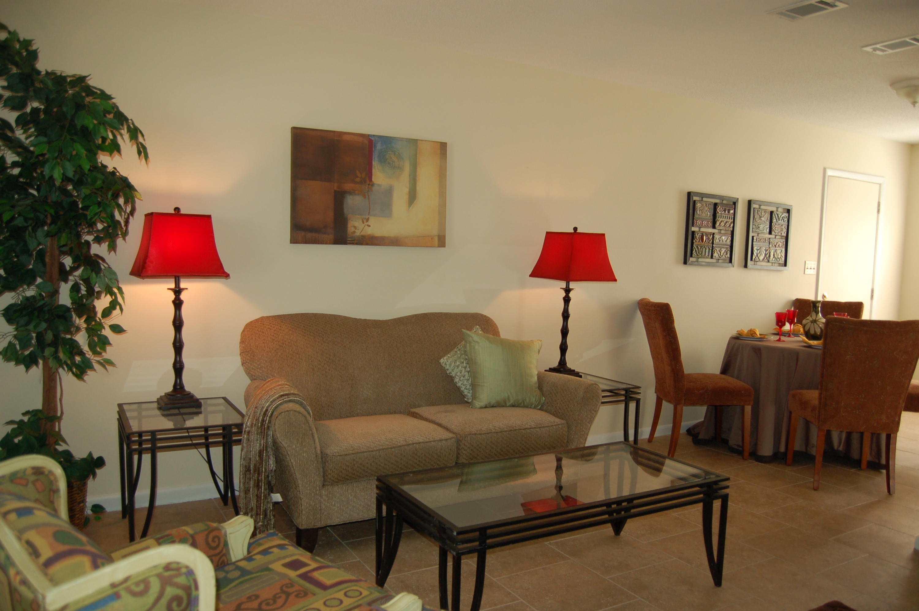 SQUIRREL HAVEN UNREC - Residential Lease