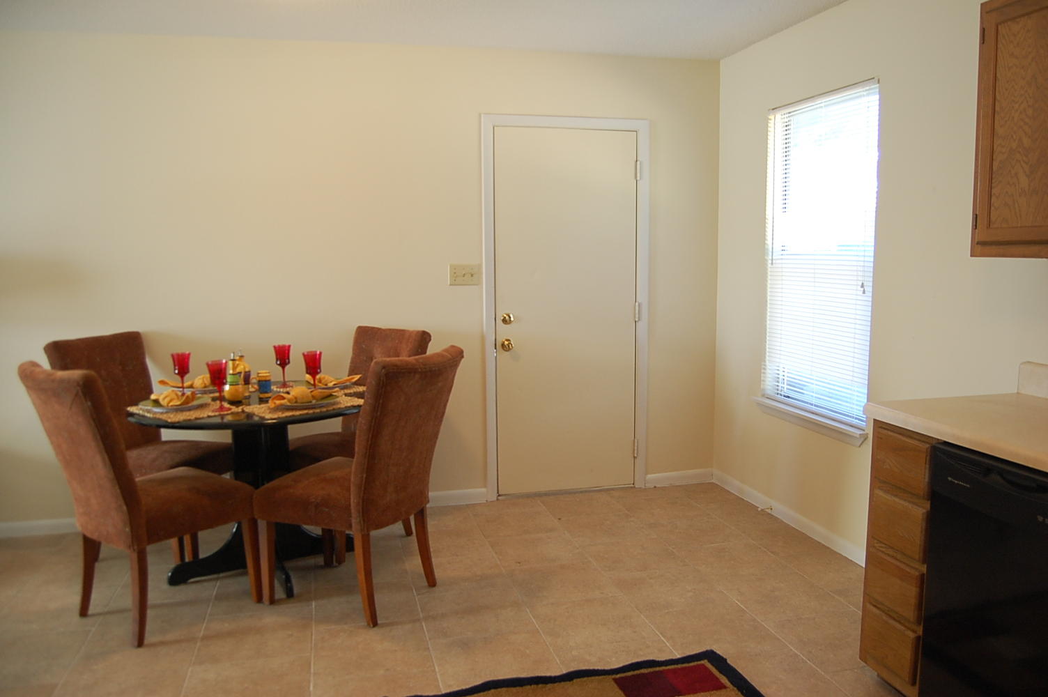 SQUIRREL HAVEN UNREC - Residential Lease