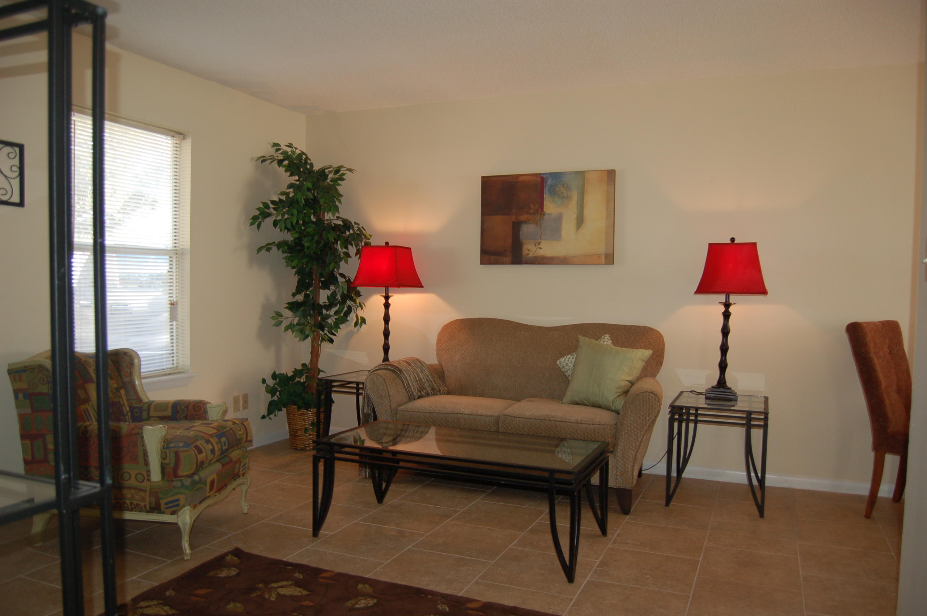 SQUIRREL HAVEN UNREC - Residential Lease