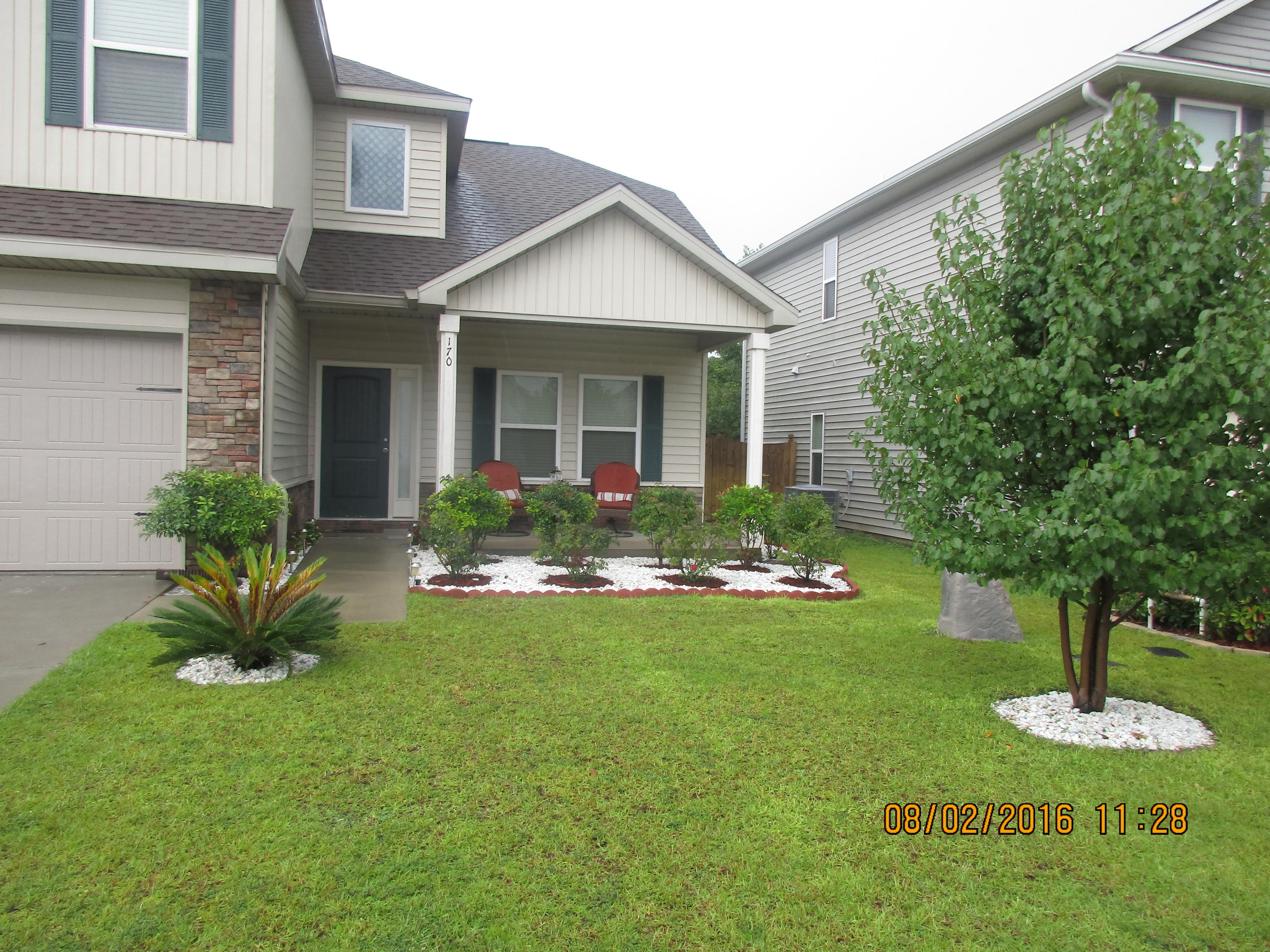 SANDY RIDGE COTTAGES - Residential Lease