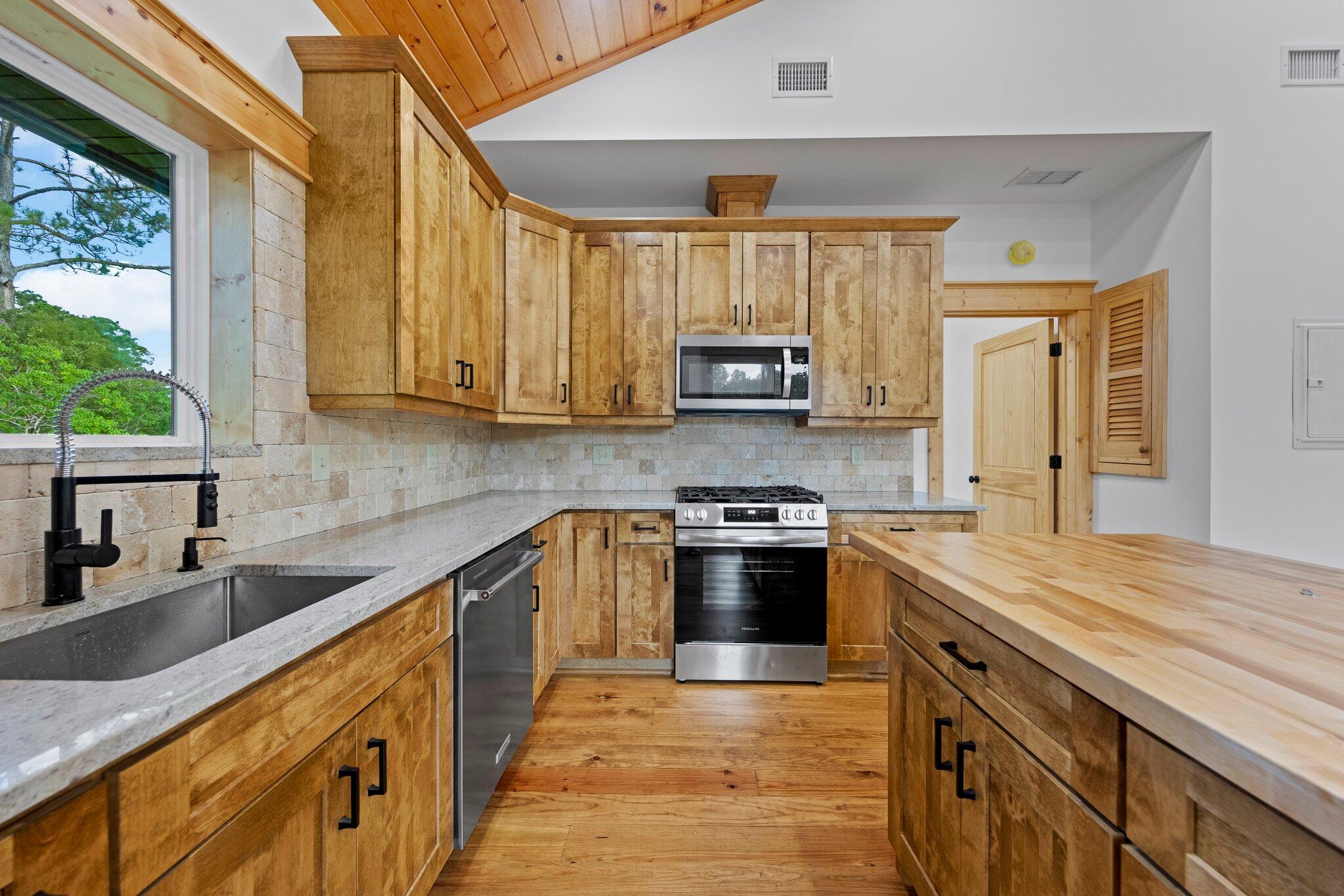 NONESUCH WAY - Residential