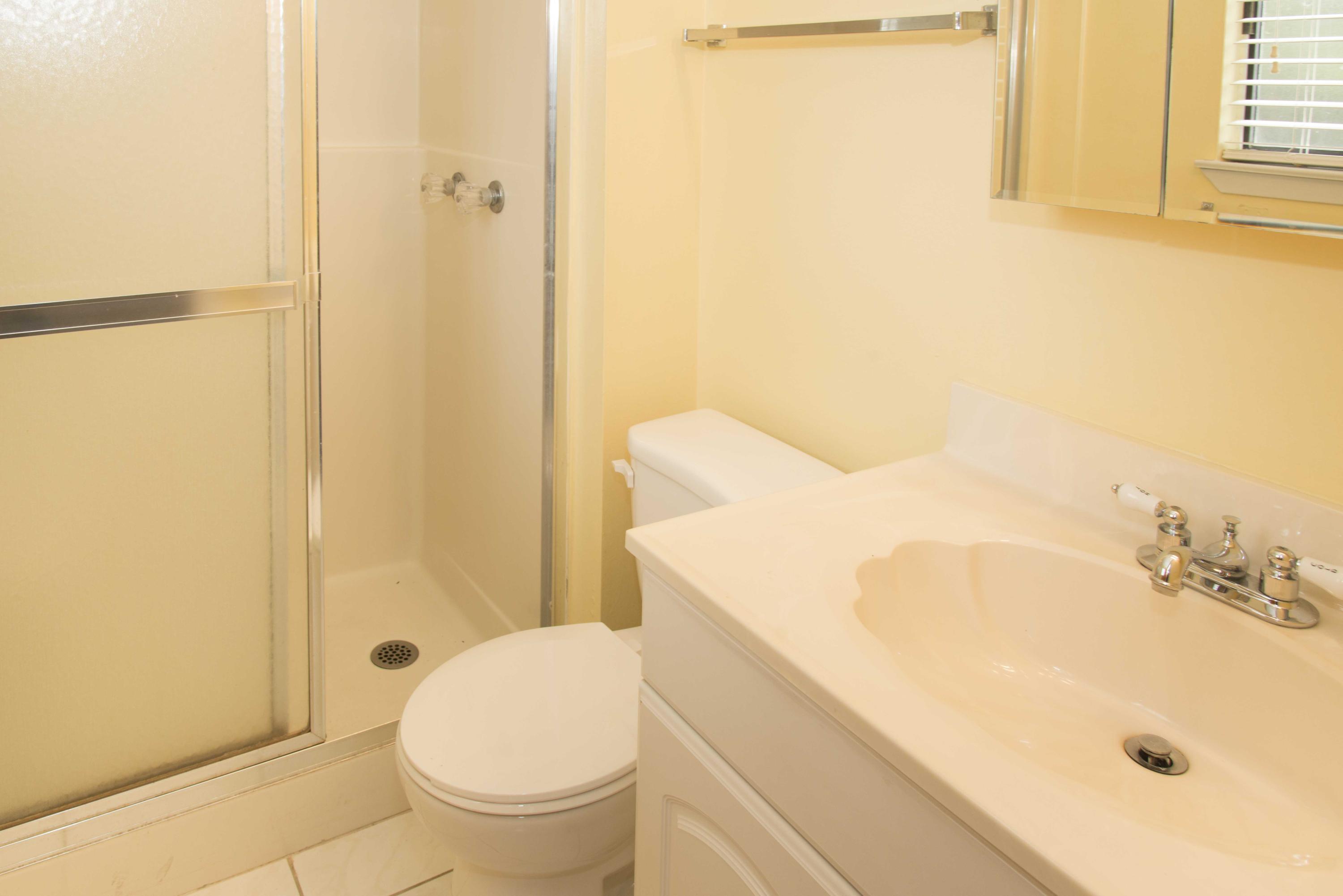 DONCASTER WOODS 1ST ADDN - Residential Lease