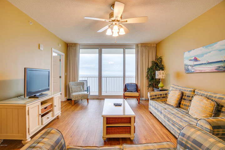 MAJESTIC BEACH TOWERS II - Residential