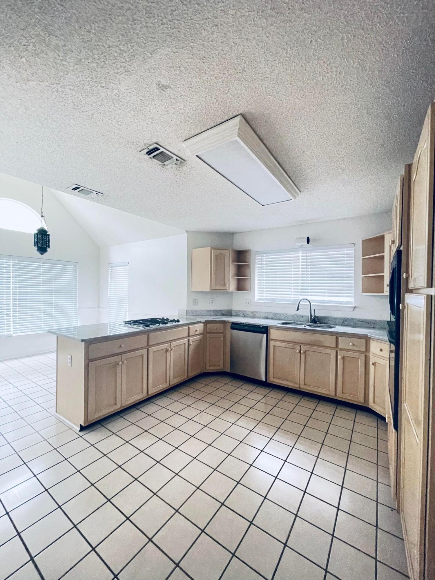 Harbor Breeze - Residential Lease