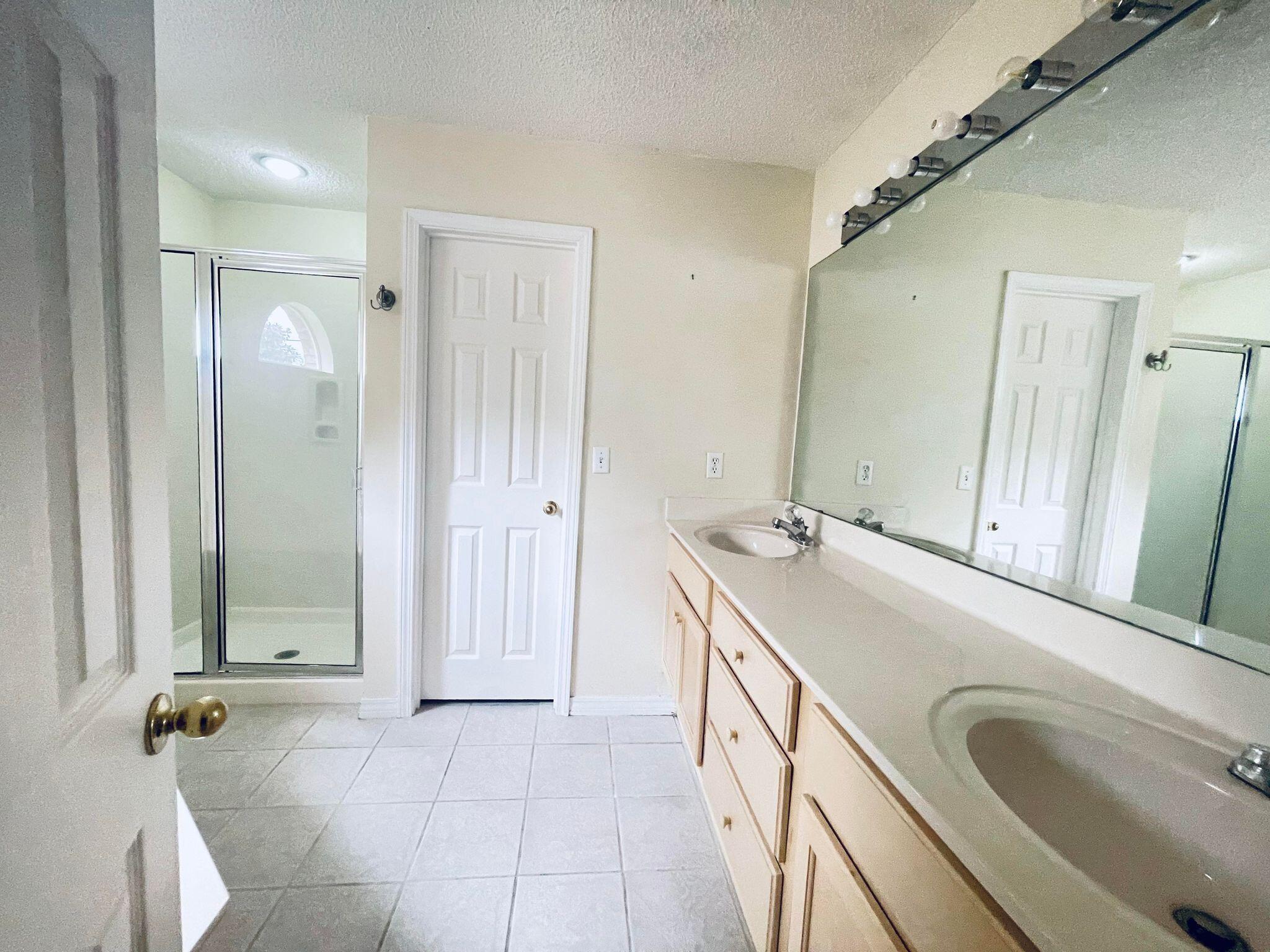 Harbor Breeze - Residential Lease