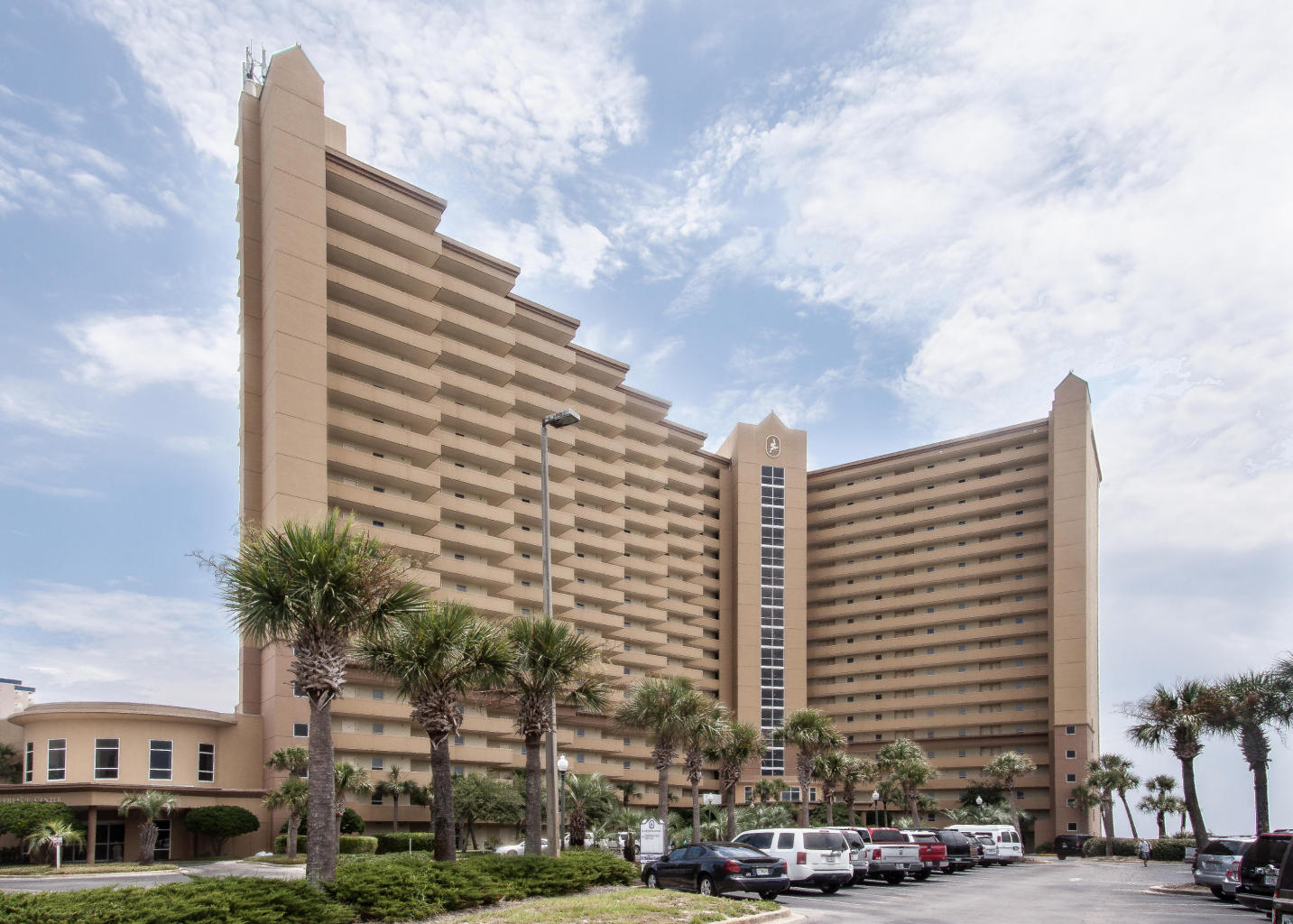 Great views from this well maintained beachy beachfront unit. It has tile on the diaganol, updated furniture, built-in bunks beds with bead board and lighting, and just the right touches to keep your renters coming back year after year. Good rental history. Call me for details. Amenities include, 3 pools, spa, sauna and steam room, gym, cafe, tikki bar, huge open deck, tennis courts and covered parking.Income 2015:23,801.00 Owner stays in the winter.