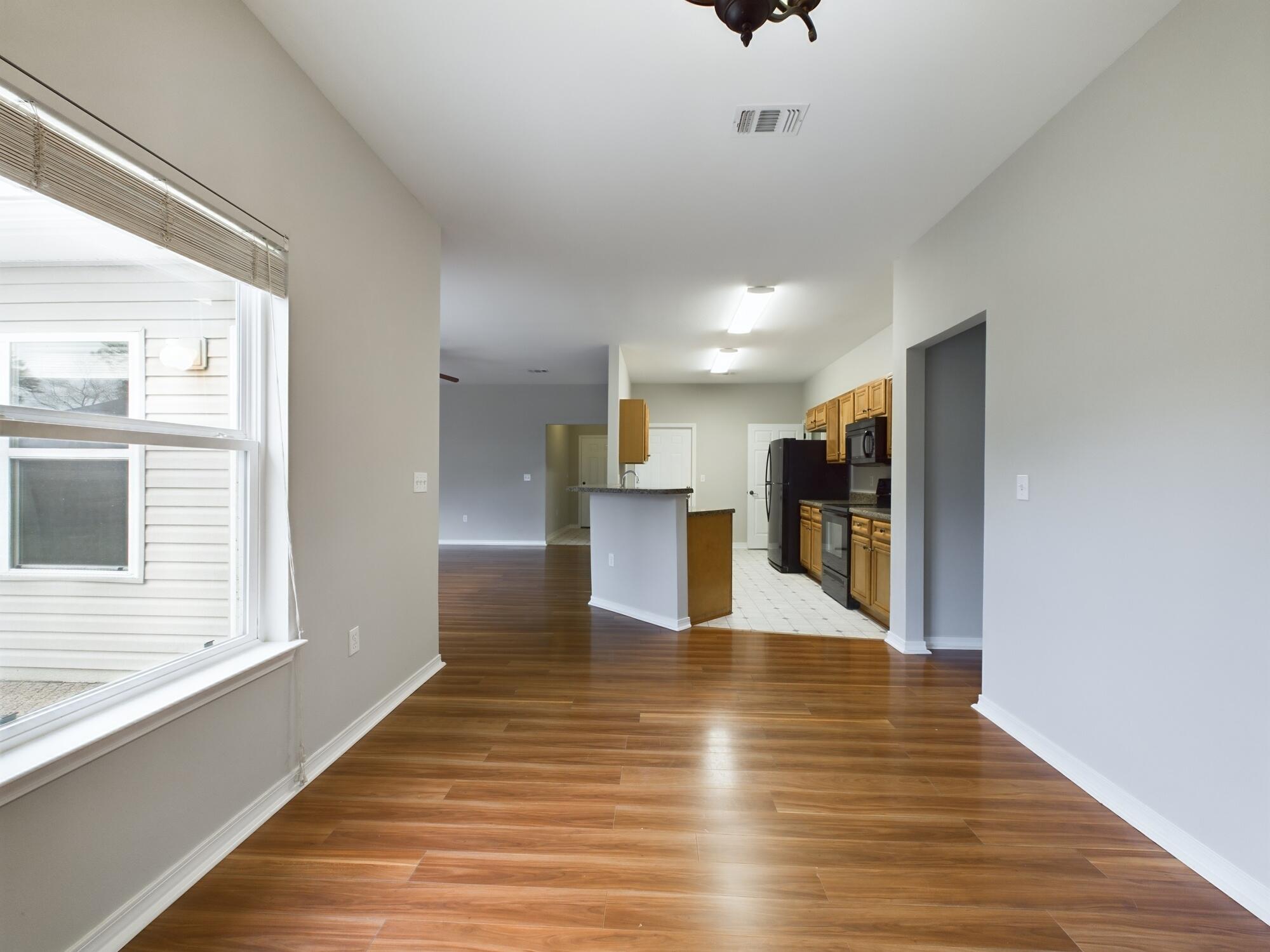 HERITAGE MANOR - Residential Lease