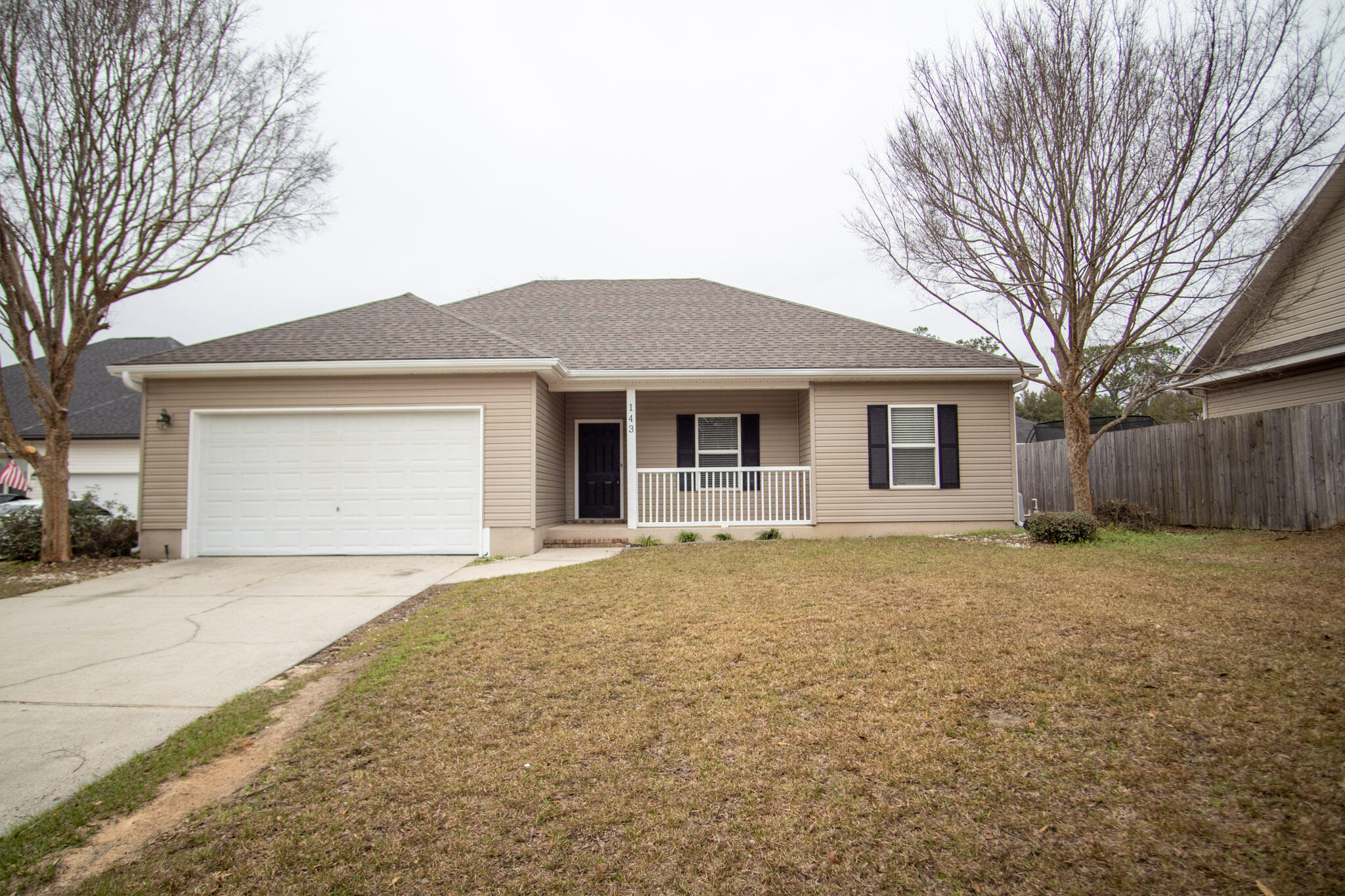 HERITAGE MANOR - Residential Lease