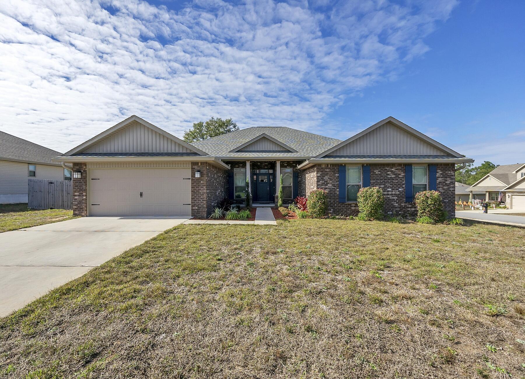 HIDDEN VALLEY - Residential Lease