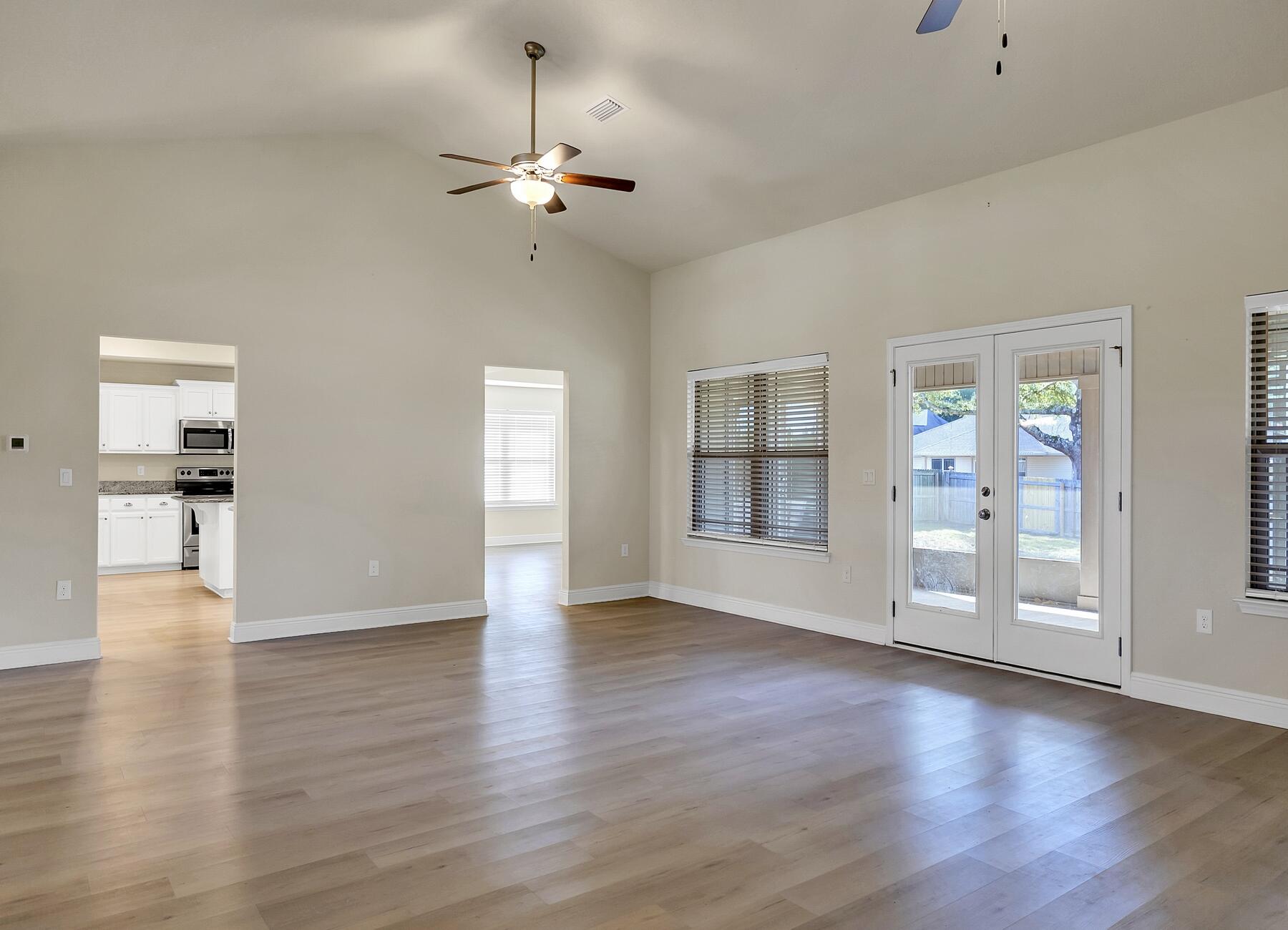 HIDDEN VALLEY - Residential Lease
