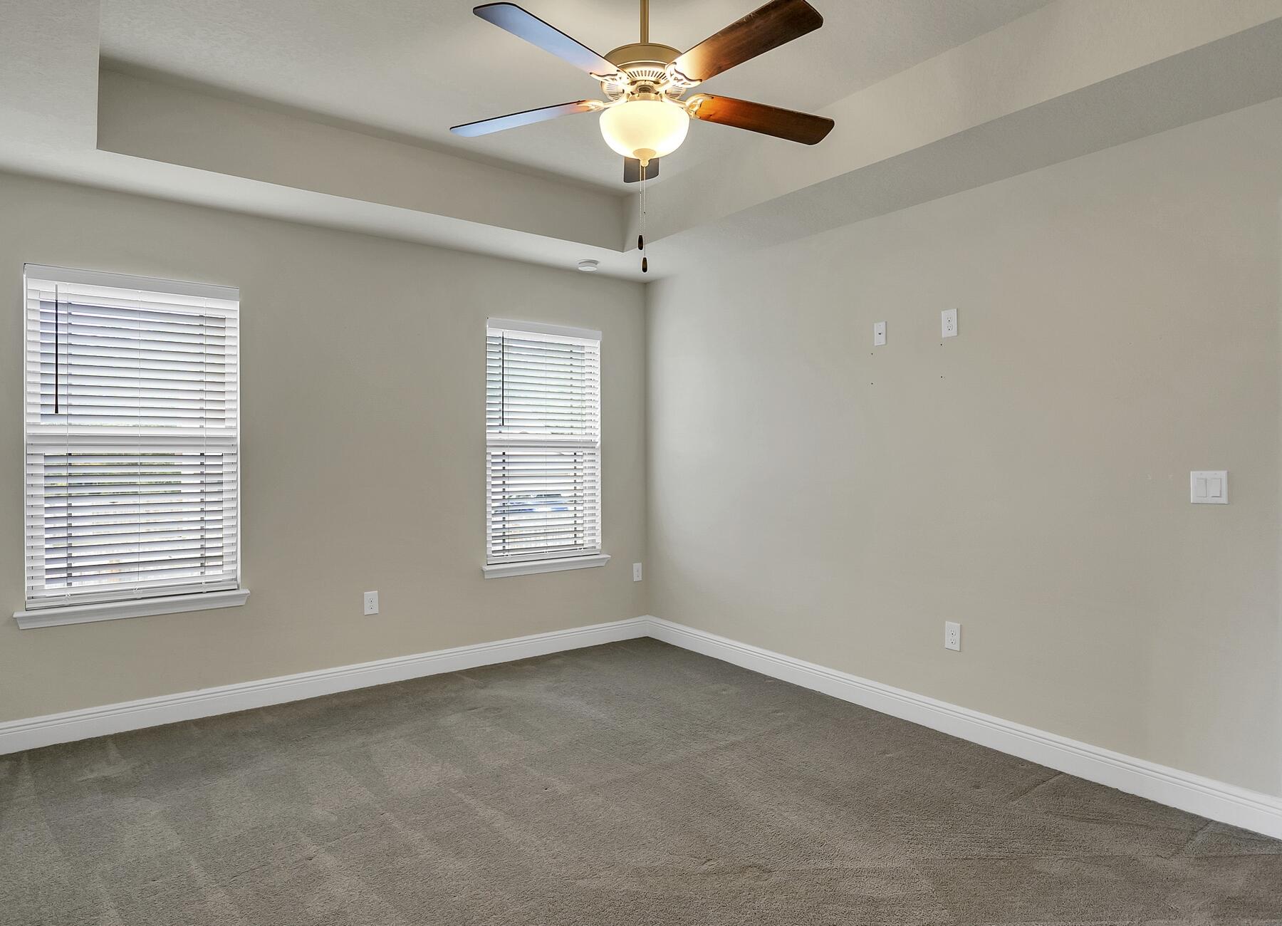 HIDDEN VALLEY - Residential Lease