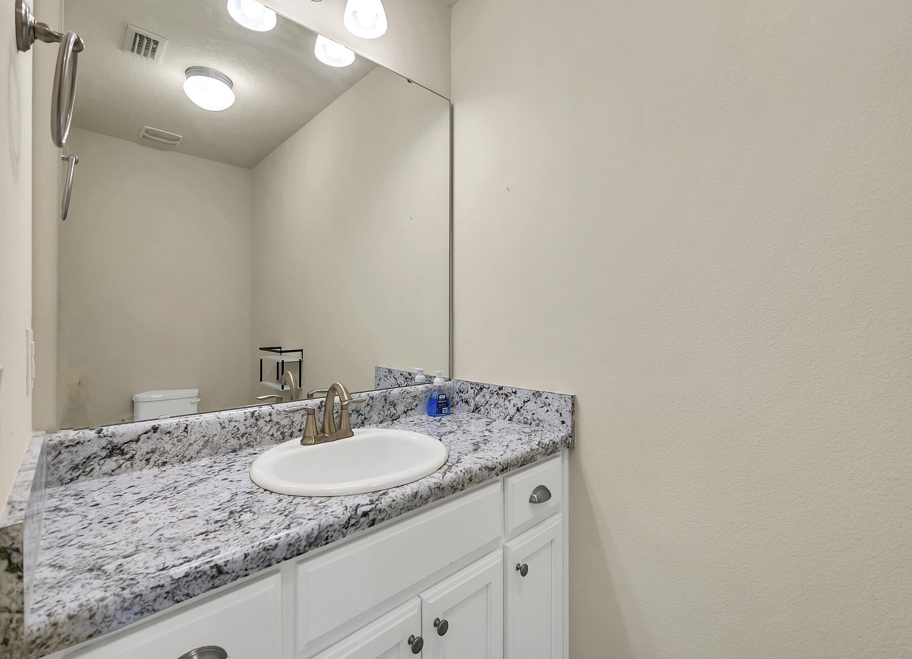 HIDDEN VALLEY - Residential Lease