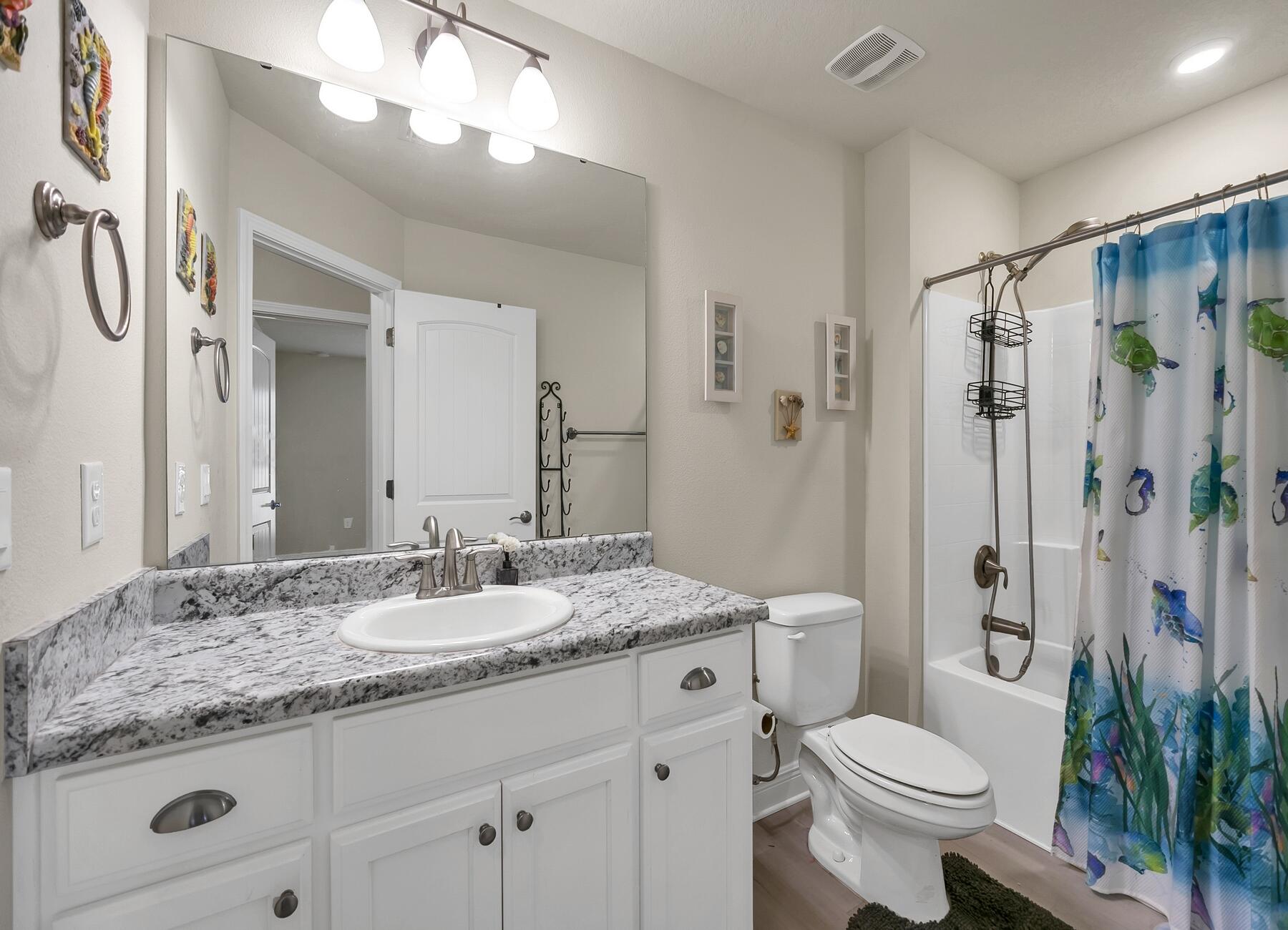 HIDDEN VALLEY - Residential Lease