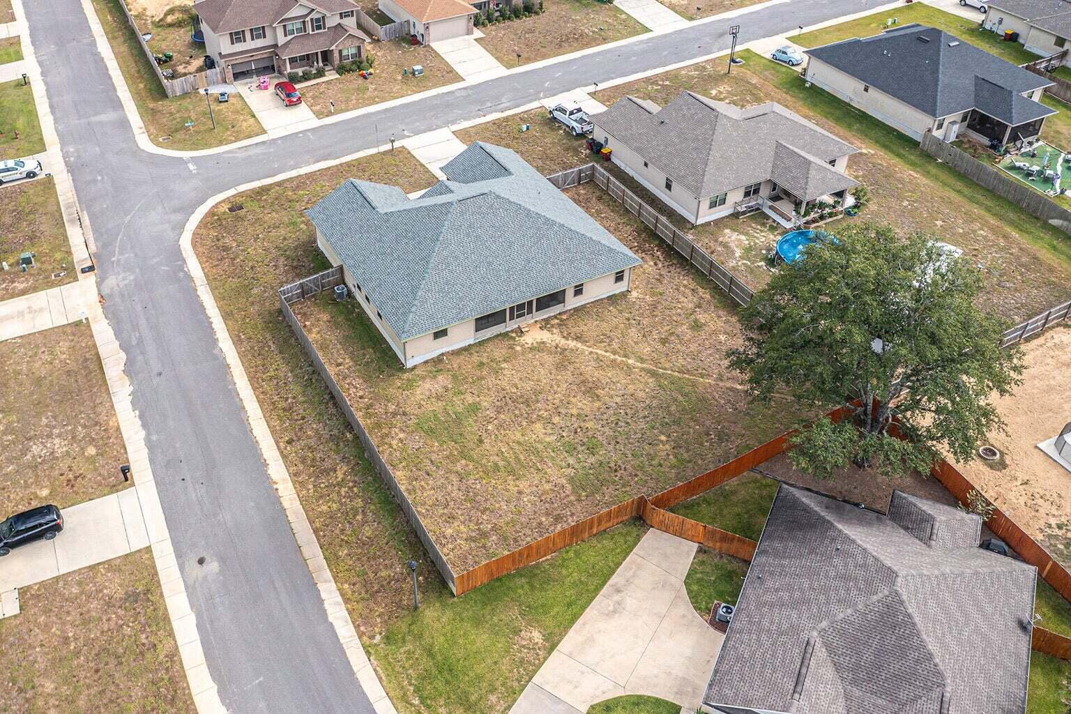 HIDDEN VALLEY - Residential Lease