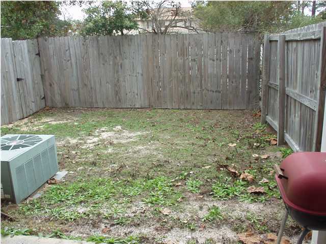 CHATELAINE ESTATES S/D - Residential Lease