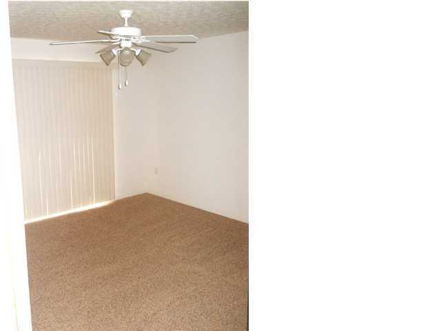 CHATELAINE ESTATES S/D - Residential Lease
