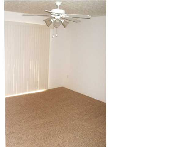 CHATELAINE ESTATES S/D - Residential Lease
