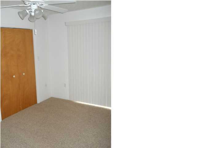 CHATELAINE ESTATES S/D - Residential Lease