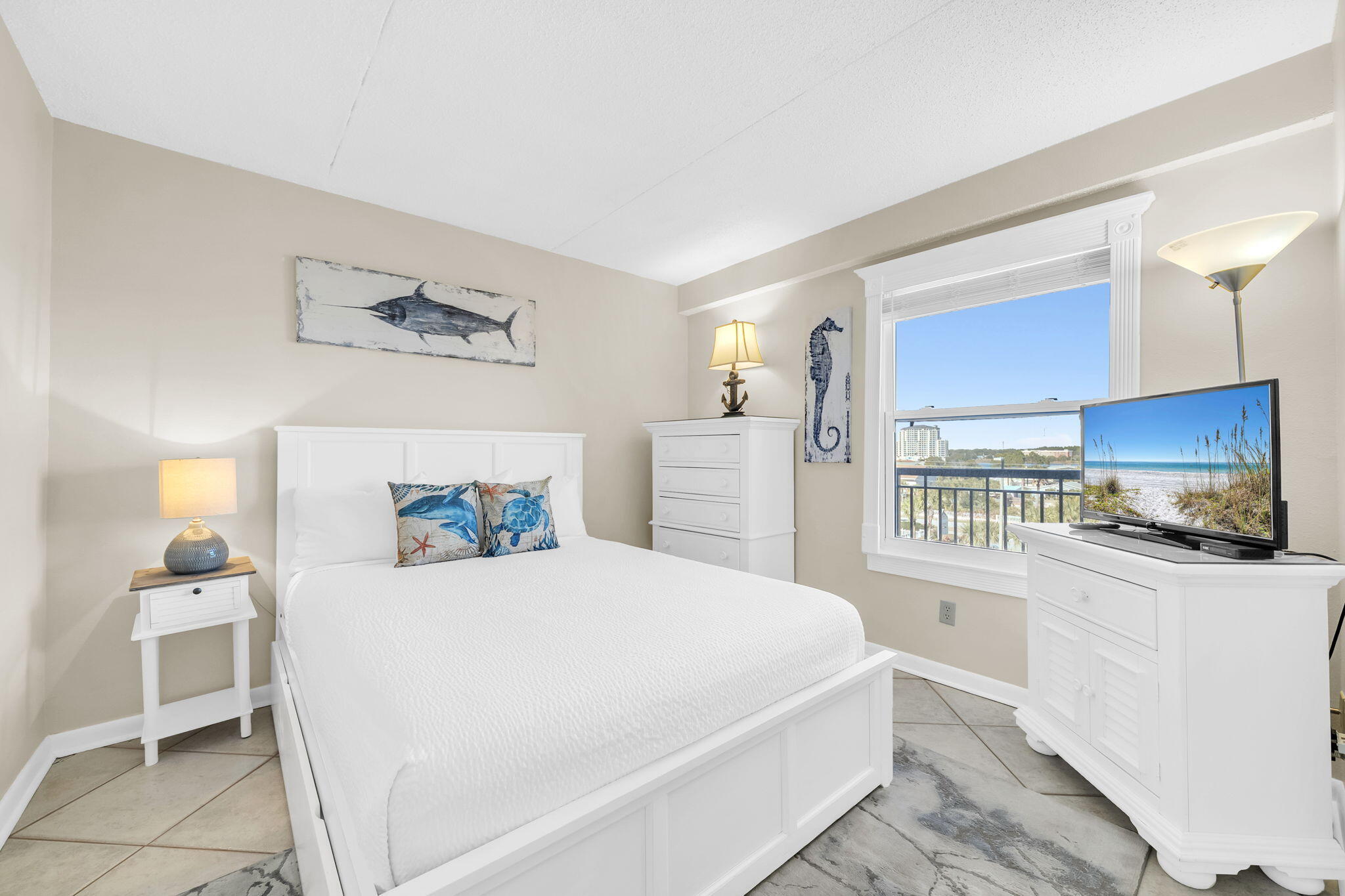 ISLAND ECHO CONDO - Residential