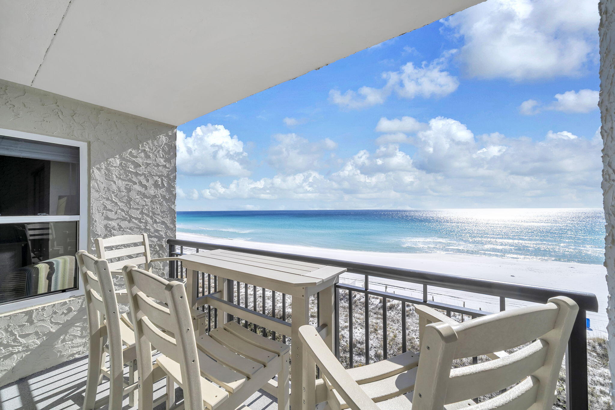 ISLAND ECHO CONDO - Residential