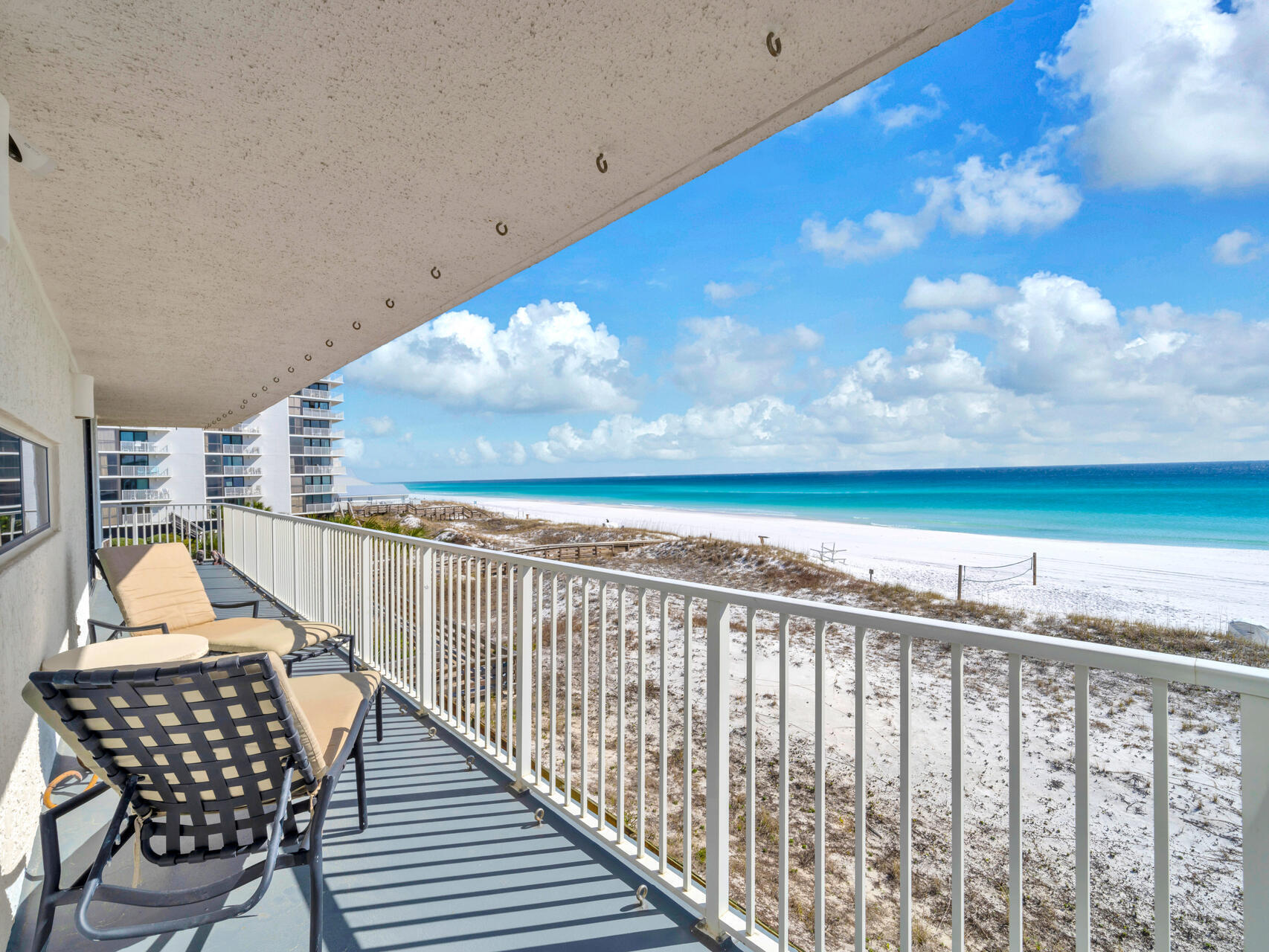 MAINSAIL CONDO PH 5 - Residential