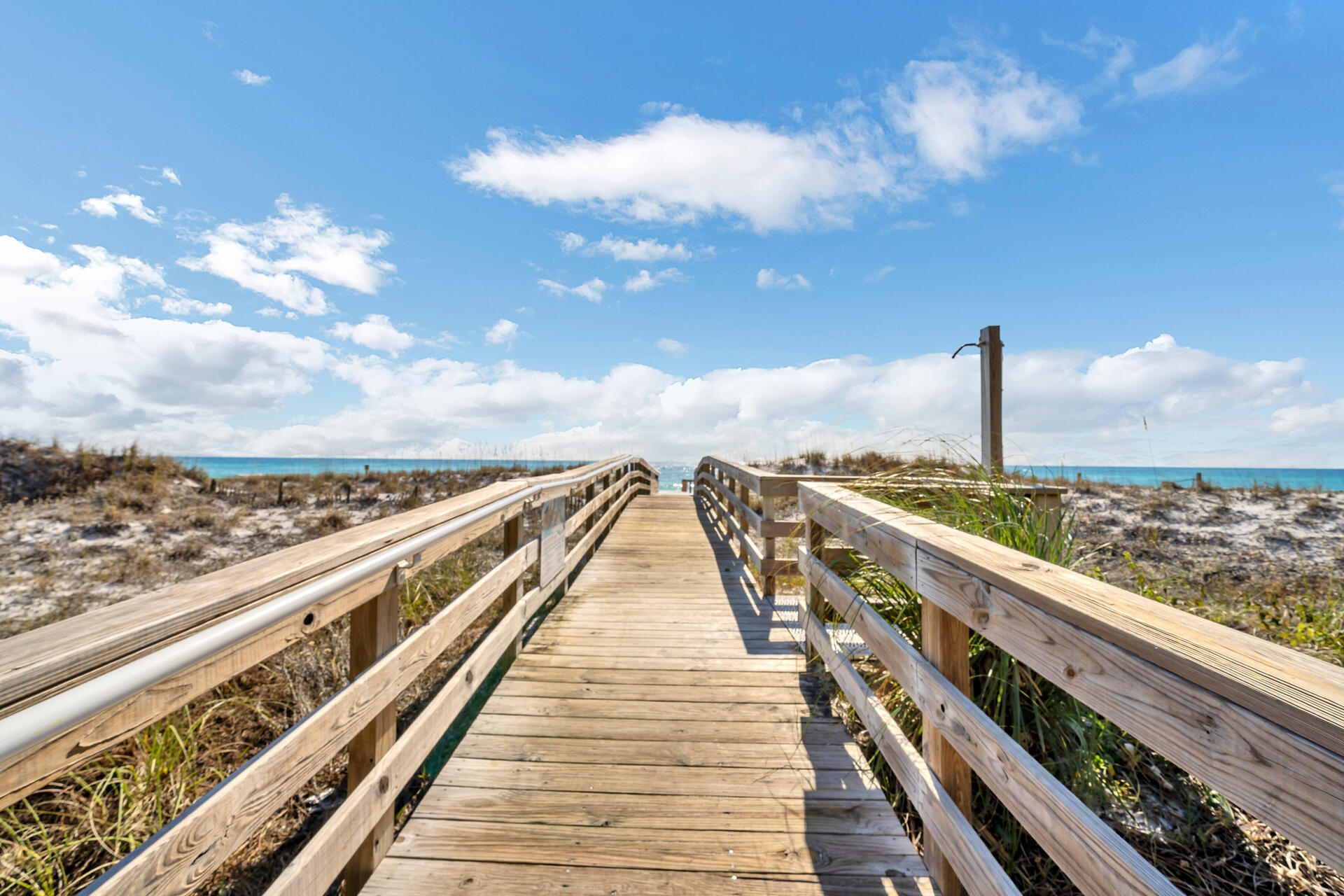 MAINSAIL CONDO PH 5 - Residential