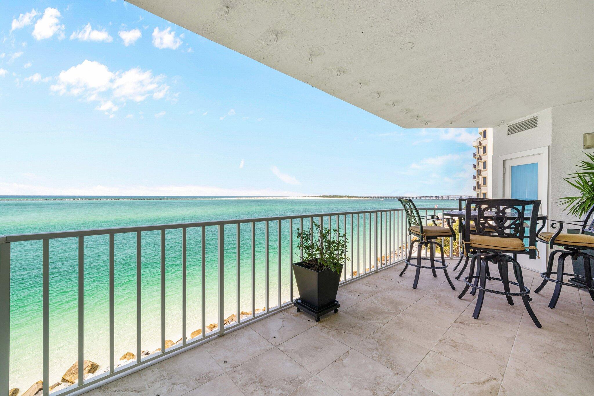 WATERVIEW TOWERS PH II - Residential