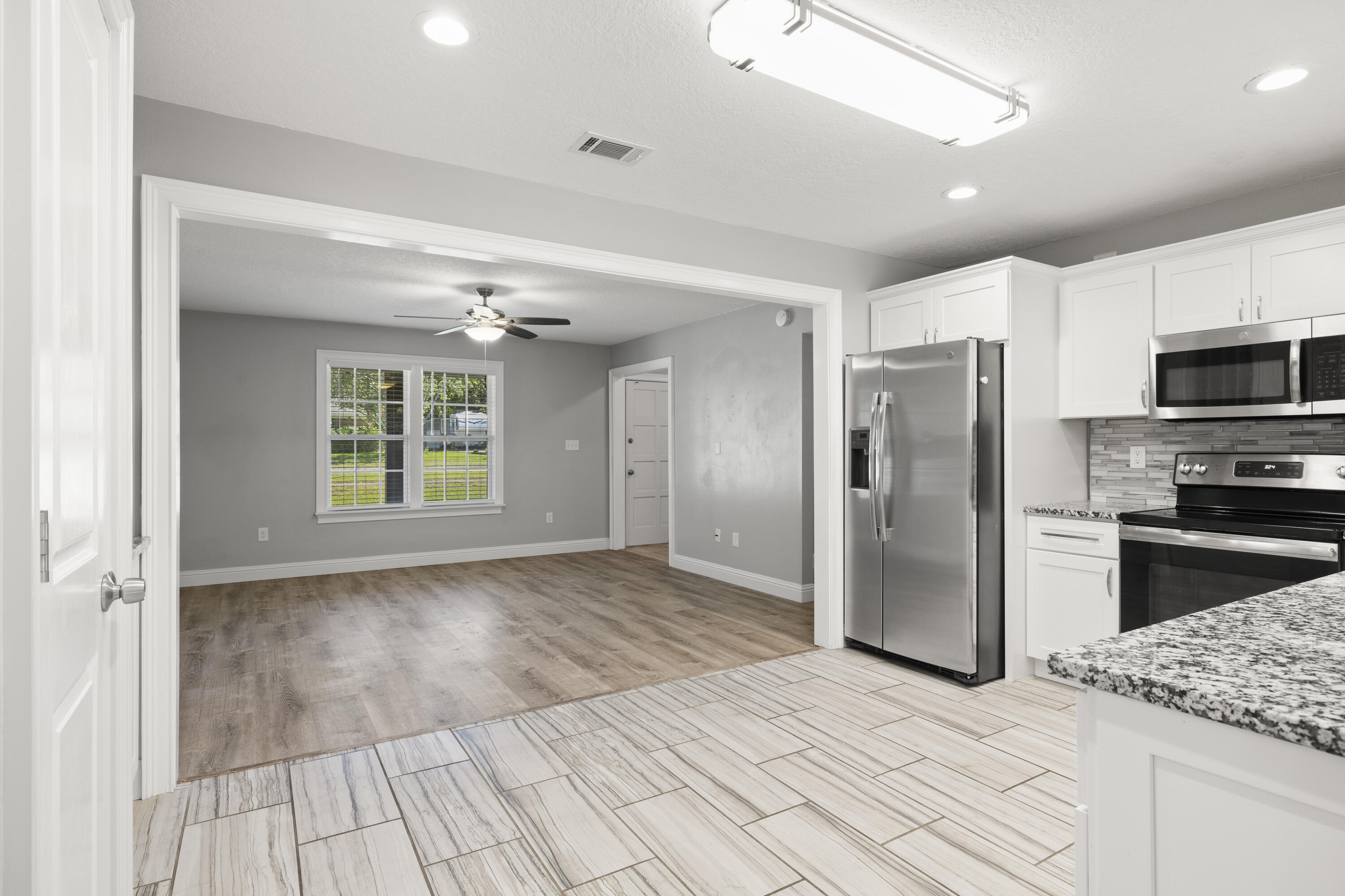 EDGEWATER VILLAGE NORTH - Residential Lease