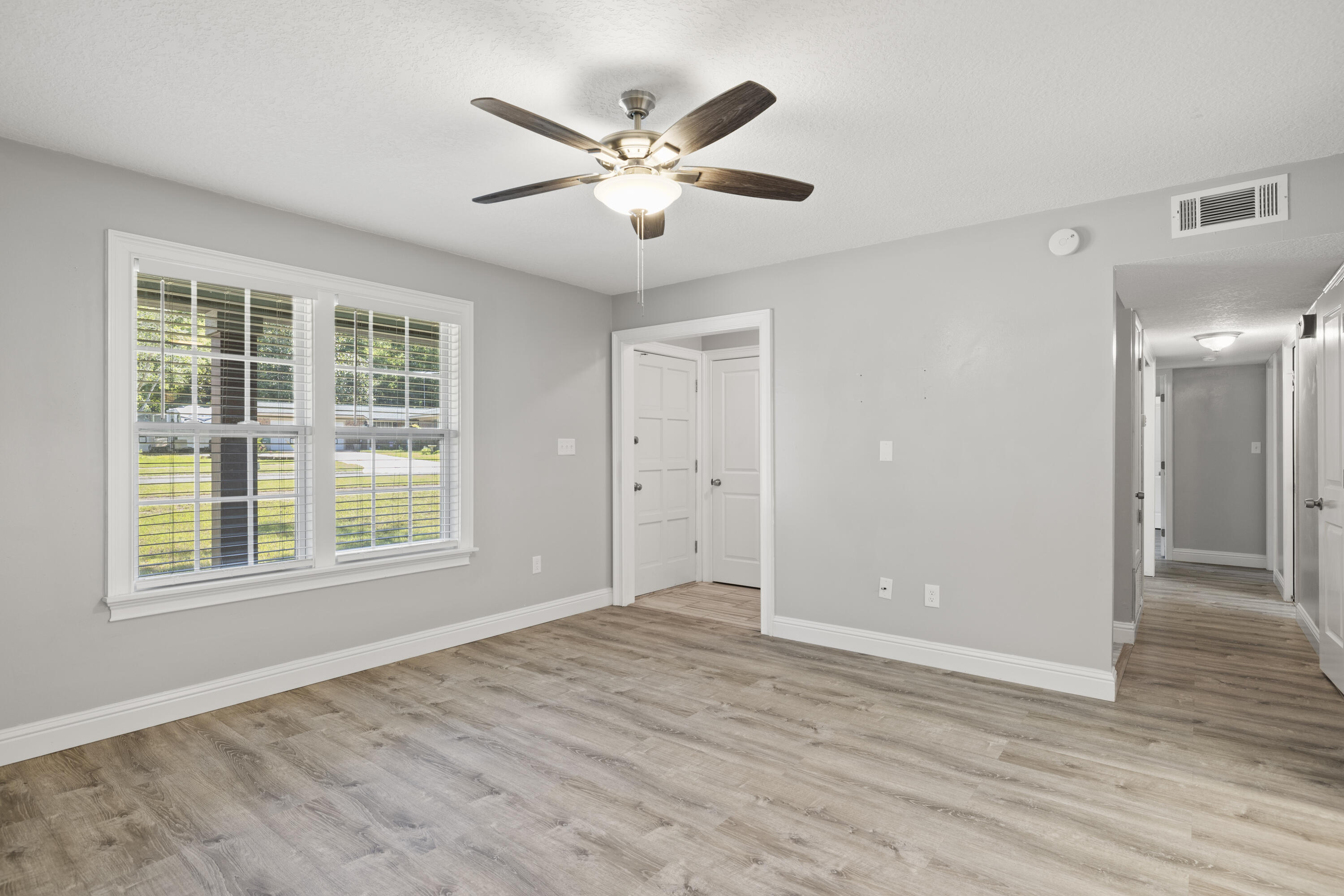 EDGEWATER VILLAGE NORTH - Residential Lease