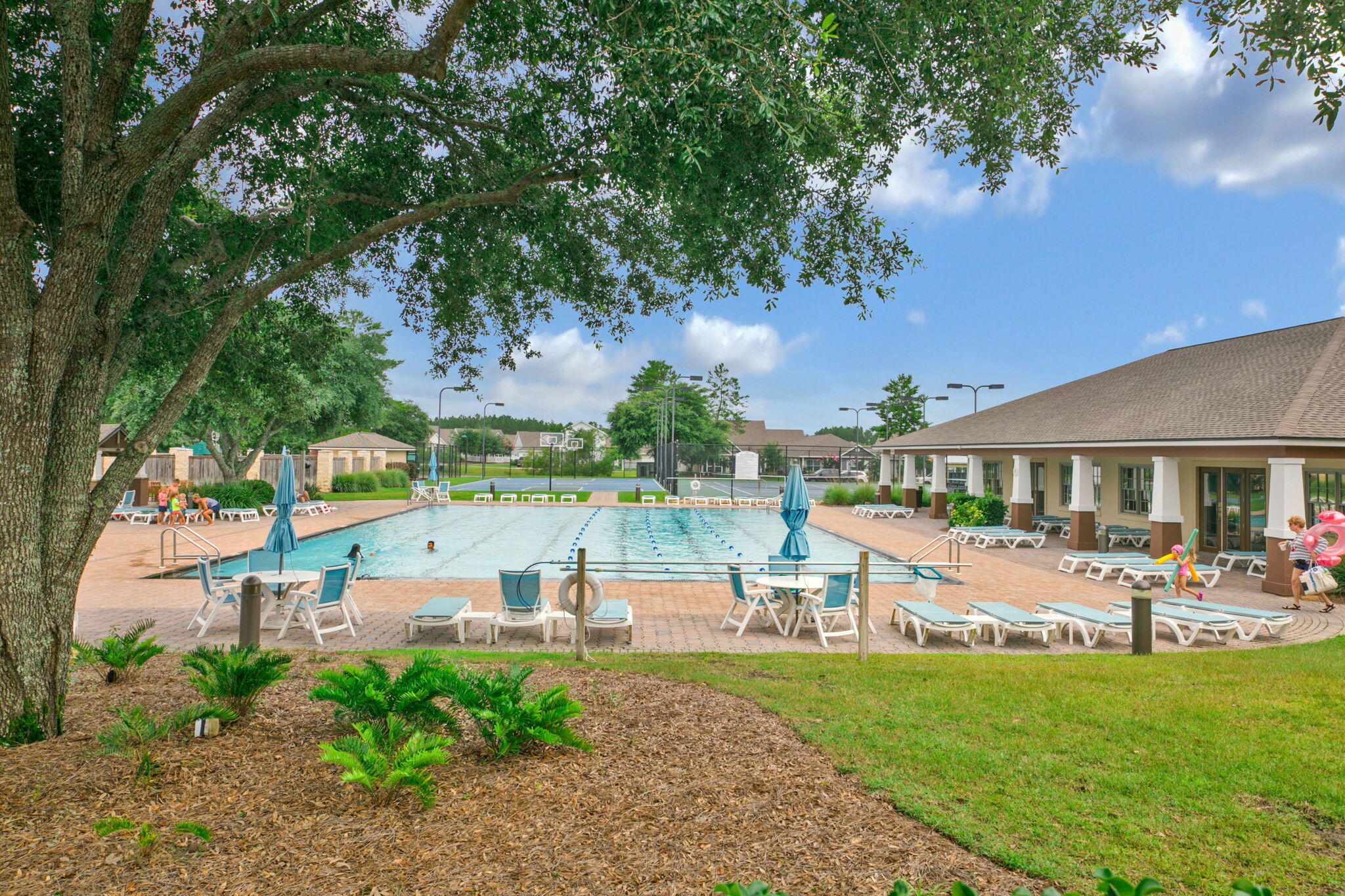 HAMMOCK BAY - MILL COTTAGES - Residential