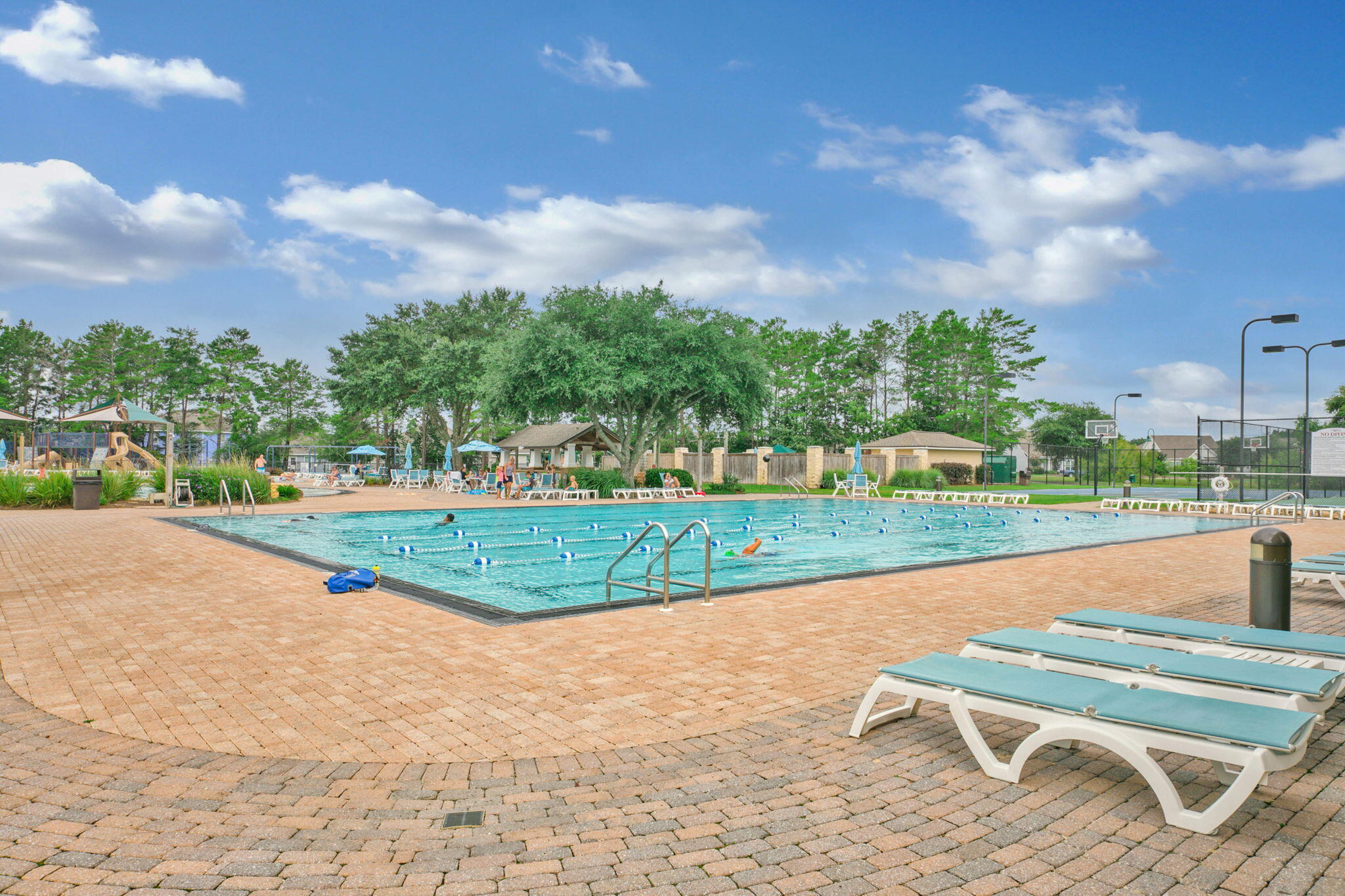 HAMMOCK BAY - MILL COTTAGES - Residential