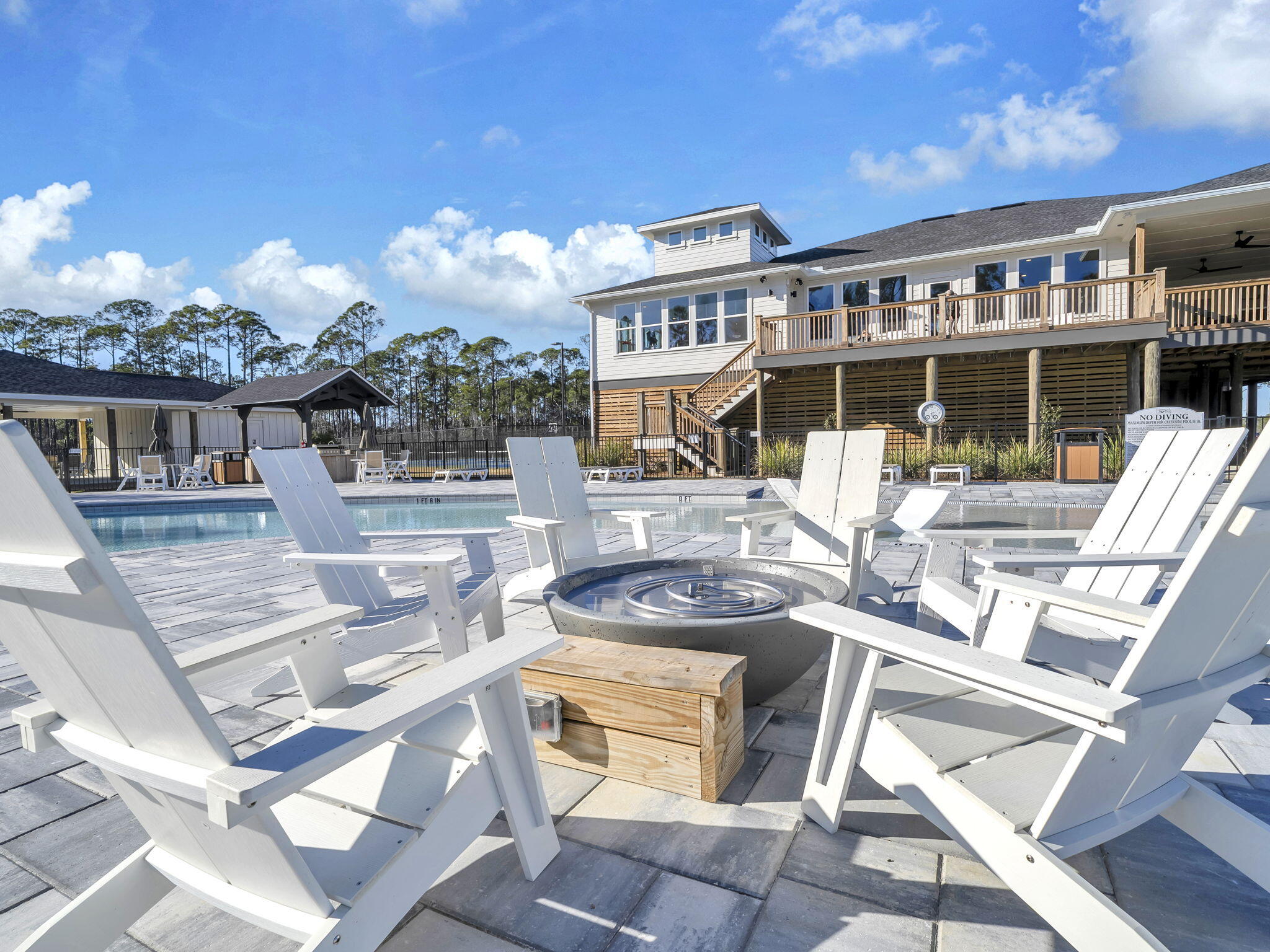 HAMMOCK BAY - MILL COTTAGES - Residential