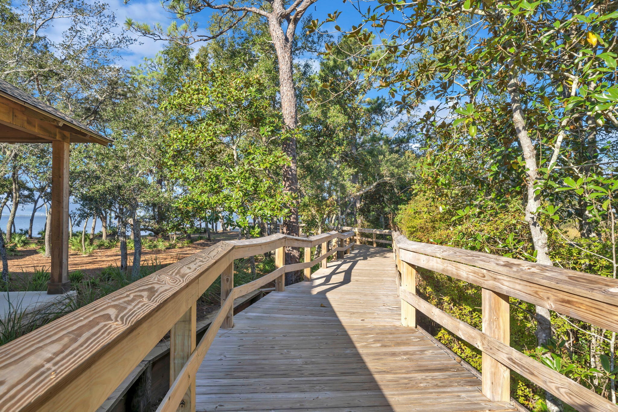 HAMMOCK BAY - MILL COTTAGES - Residential