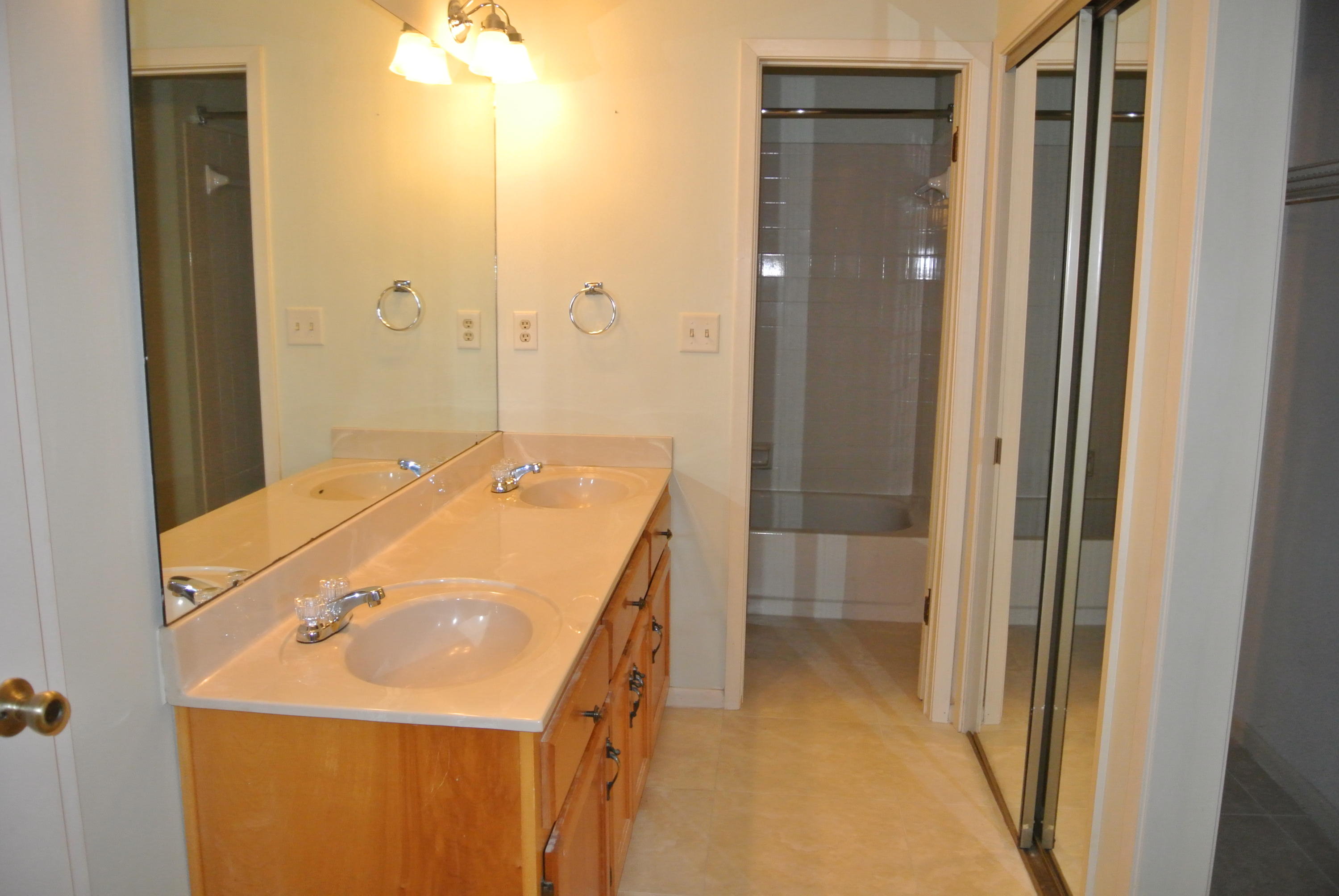 INDIGO VILLAGE - Residential Lease